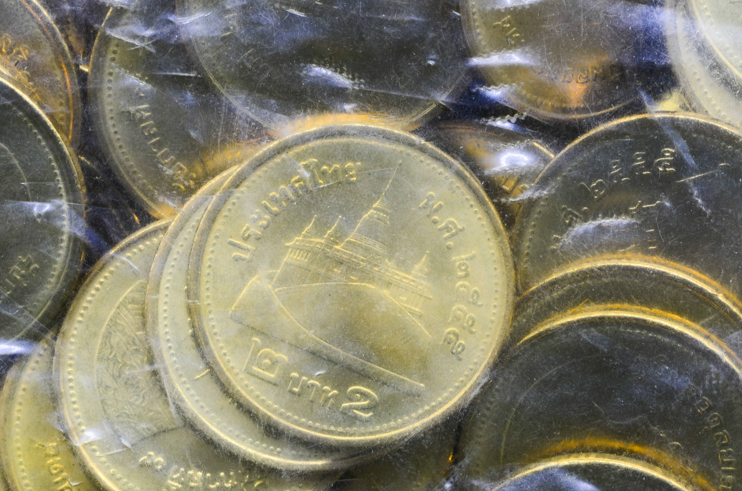 เหรียญ 2 บาท พ.ศ.2555 1ถุง 100เหรียญ UNC