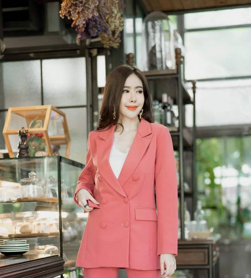 เสื้อสูทผู้หญิง6กระดุมตัวยาวทรงบอย สูททำงาน #1902 Boy Blazer (ไม่รวมกางเกง)