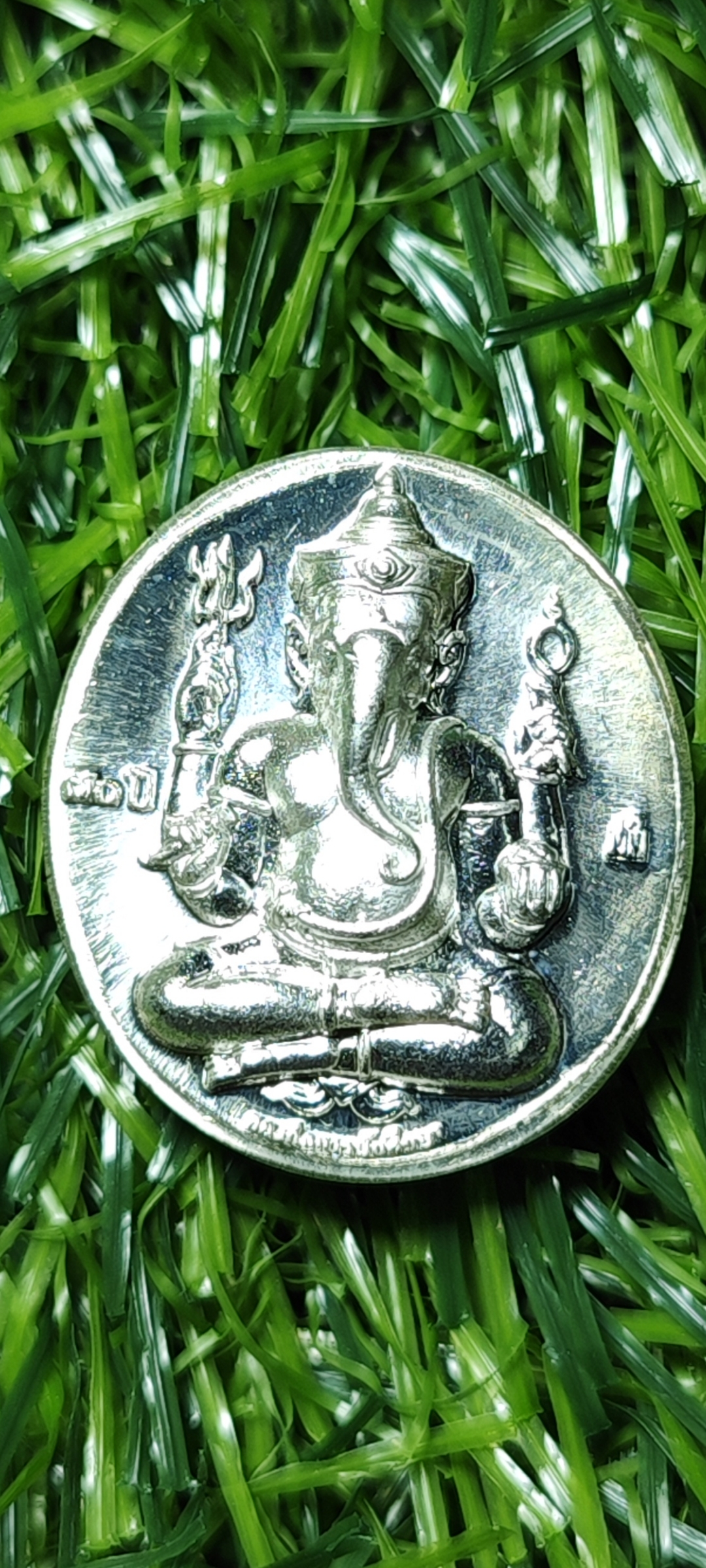 #เหรียญพระพิฆเนศ หลังศาสตราจารย์ ศิลป์ พีระศรี ที่ระลึก 70ปี มหาวิทยาลัยศิลปากร ปี2556 พิมพ์เล็ก เนื้อเงิน