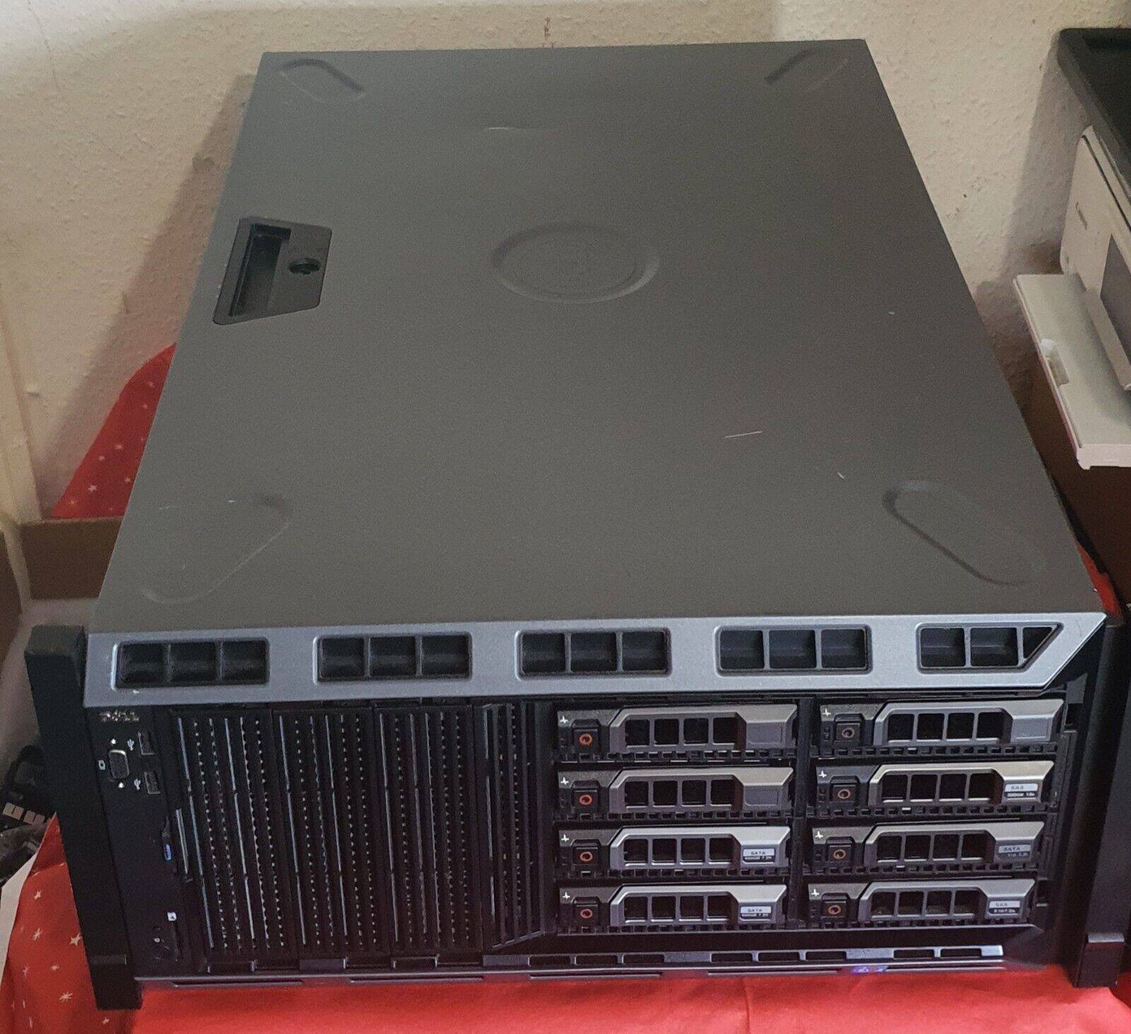 Dell PowerEdge T620 DELL T620 Rack 4U/CPU E5-2609V2x2/Ram48GB/HDD 2TB 7.2K SATA 3.5"x3/Raid H710/Power Supply 1100Wx2