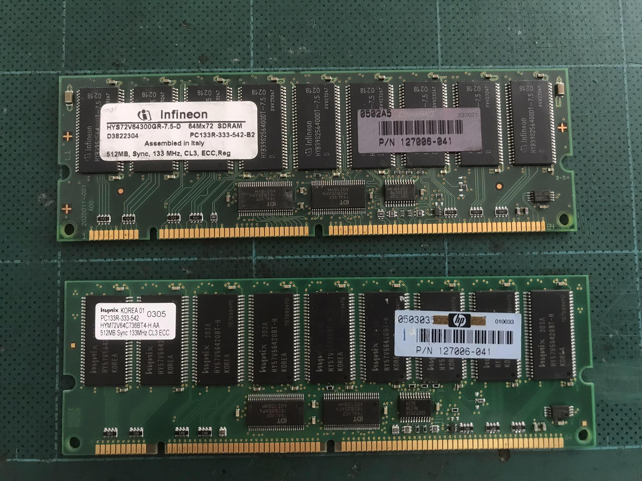 HP 512MB PC133R Sync 133Mhz CL3 ECC REG SDRAM Memory / 127006-041 / HYS72V64300GR/7 // (USED) สินค้ารับประกัน โดย บริษัท อะไหล่เซิร์ฟเวอร์ จำกัด