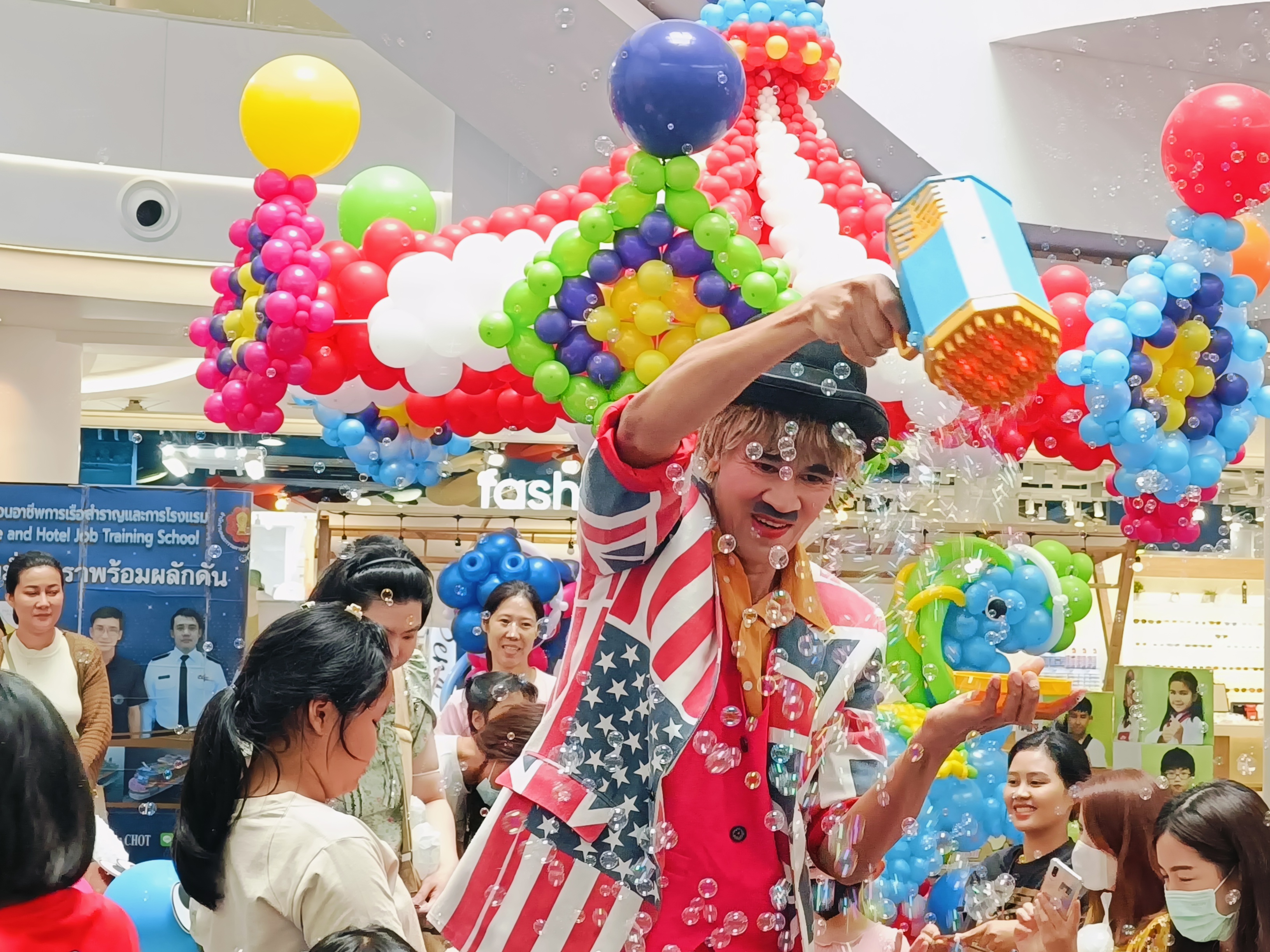 บับเบิลโชว์ Bubbles Show