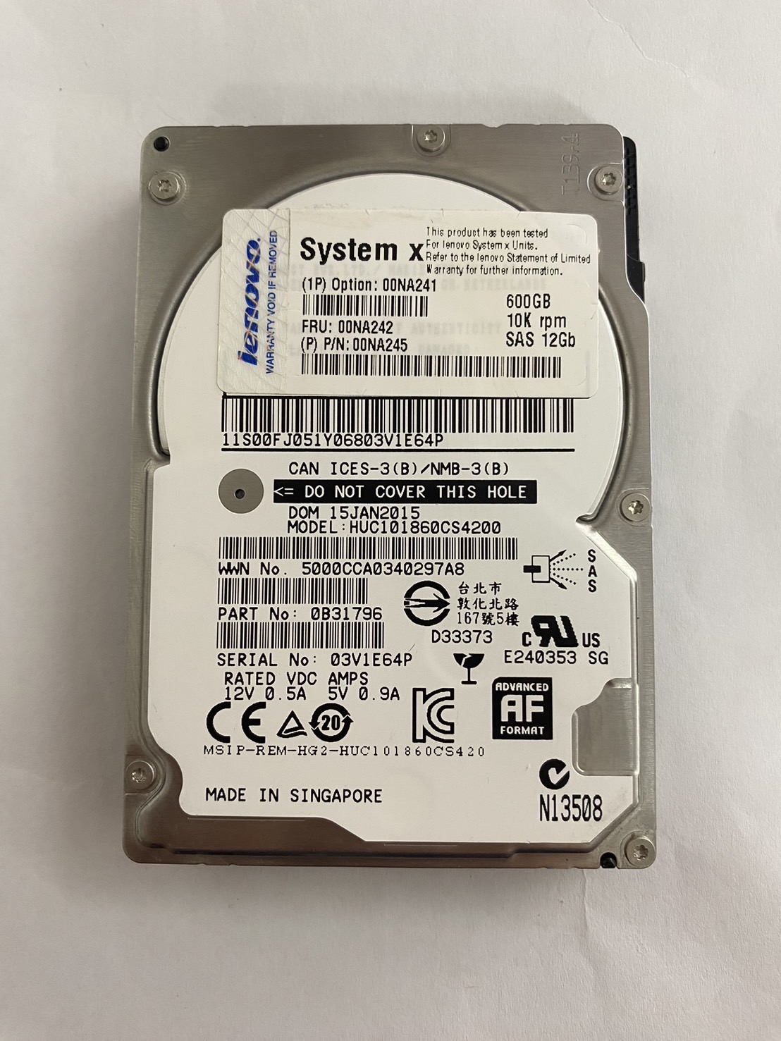 Lenovo 600GB 10K 12G SAS 2.5" HDD // 00NA242 / 00NA241 / 00NA245 / HUC101860CS4200 (Used) // สินค้ารับประกัน โดย บริษัท อะไหล่เซิร์ฟเวอร์ จำกัด