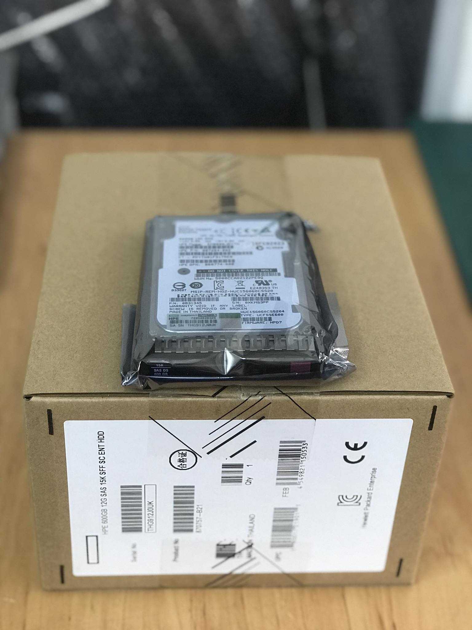 (New Inbox) HPE 600GB 15K SAS 12G 2.5" SFF HDD Hard Drive // 870757-B21 / Tray 870794-001 / HDD 867254-002 / GPN 868774-008 / 0B31345 / EH0600JDYTN // สินค้ารับประกัน โดย บริษัท อะไหล่เซิร์ฟเวอร์ จำกัด