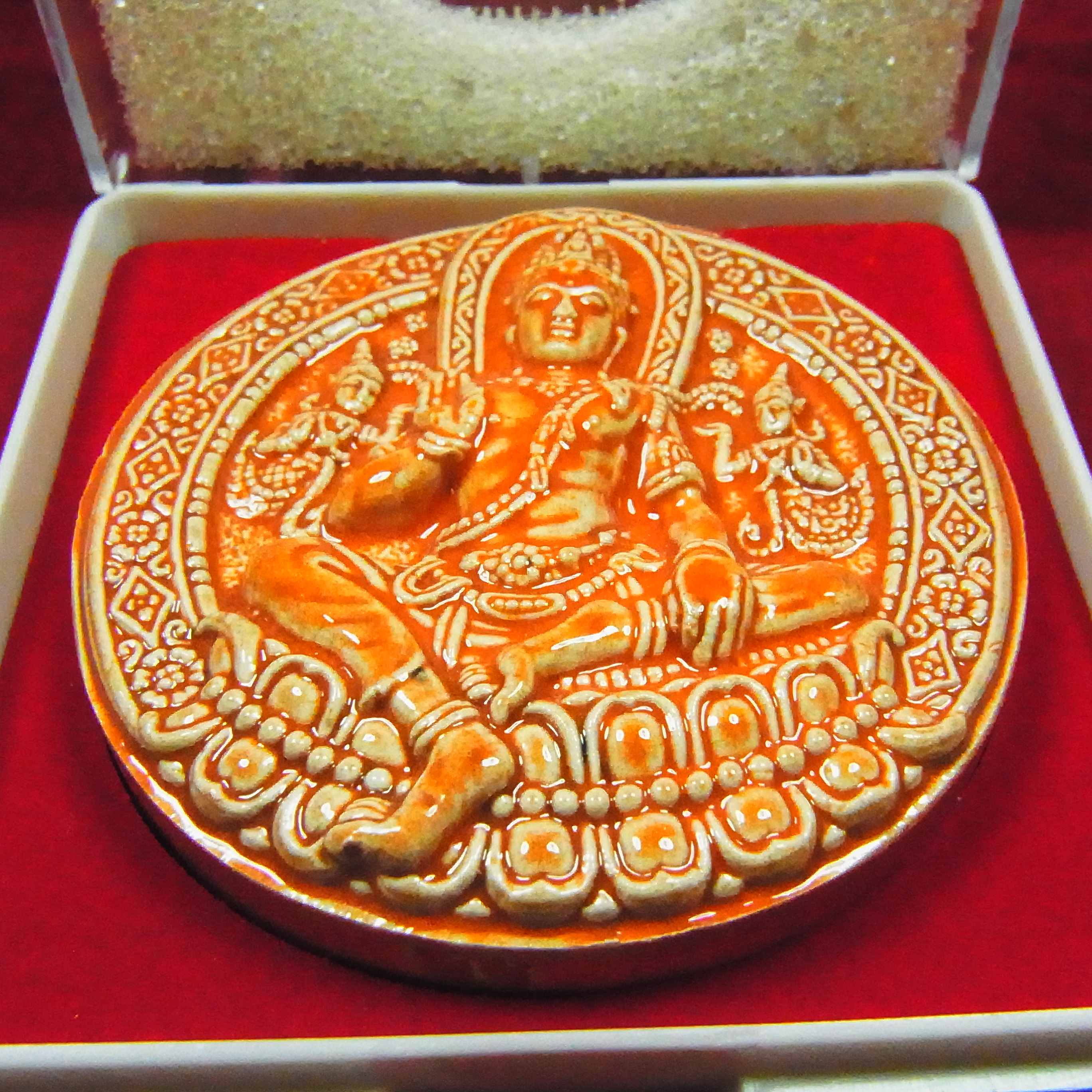 จตุคามรามเทพ รุ่น บรมกษัตริย์คู่บารมี สร้างปี พ.ศ. 2550 ลูกเคลือบสีส้ม