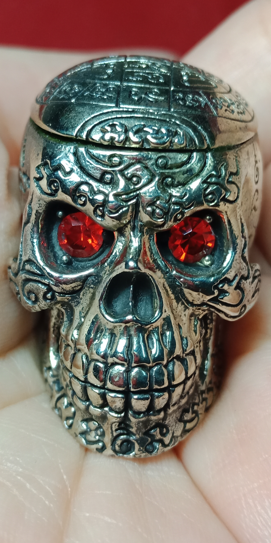 สีผึ้งมนต์เสน่ห์มหาภูติ หลวงปู่ครูบาธรรมมุนี จ.มหาสารคาม