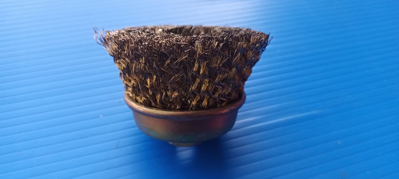 แปรงลวดถ้วย 2 1/2 นิ้ว X 10 x 1.25 ลดราคา ของมีจำกัดนะจร้า