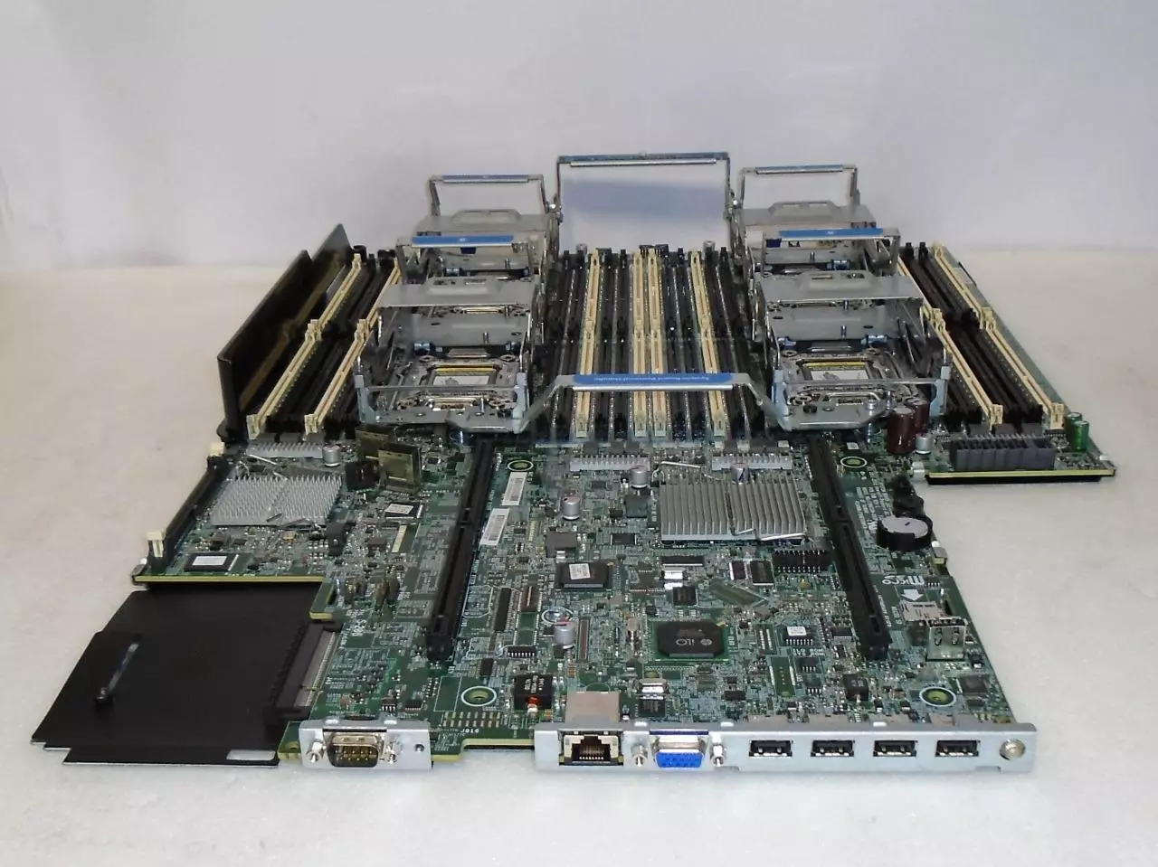 HP ProLiant DL560 G8 Motherboard Server // 696237-001 (Used) // สินค้ารับประกัน โดย บริษัท อะไหล่เซิร์ฟเวอร์ จำกัด