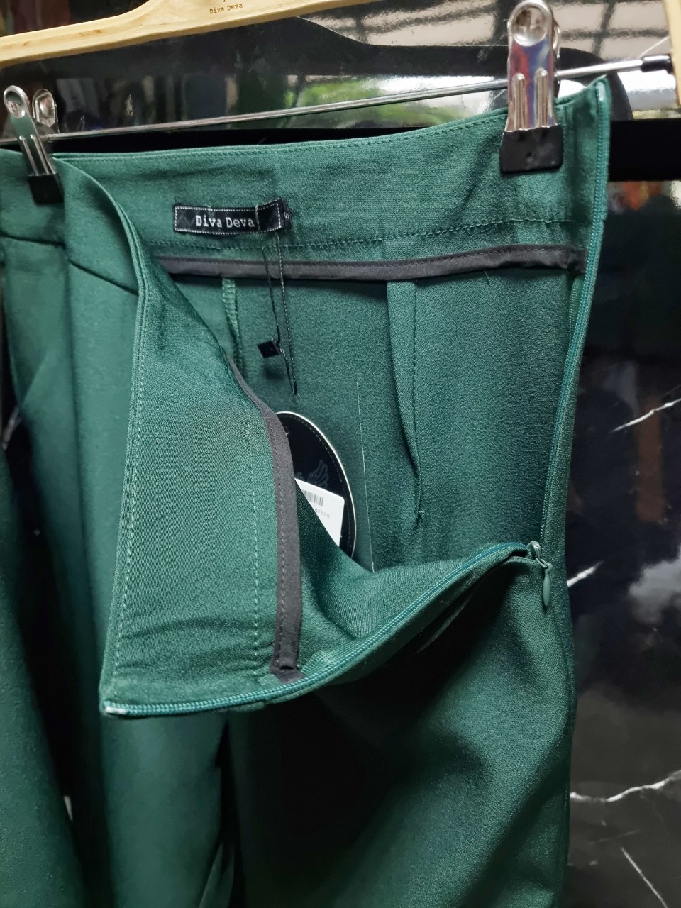 No.1904-2 กางเกงขากระบอกเล็ก เขียวNEW (ไม่รวมเสื้อสูท)