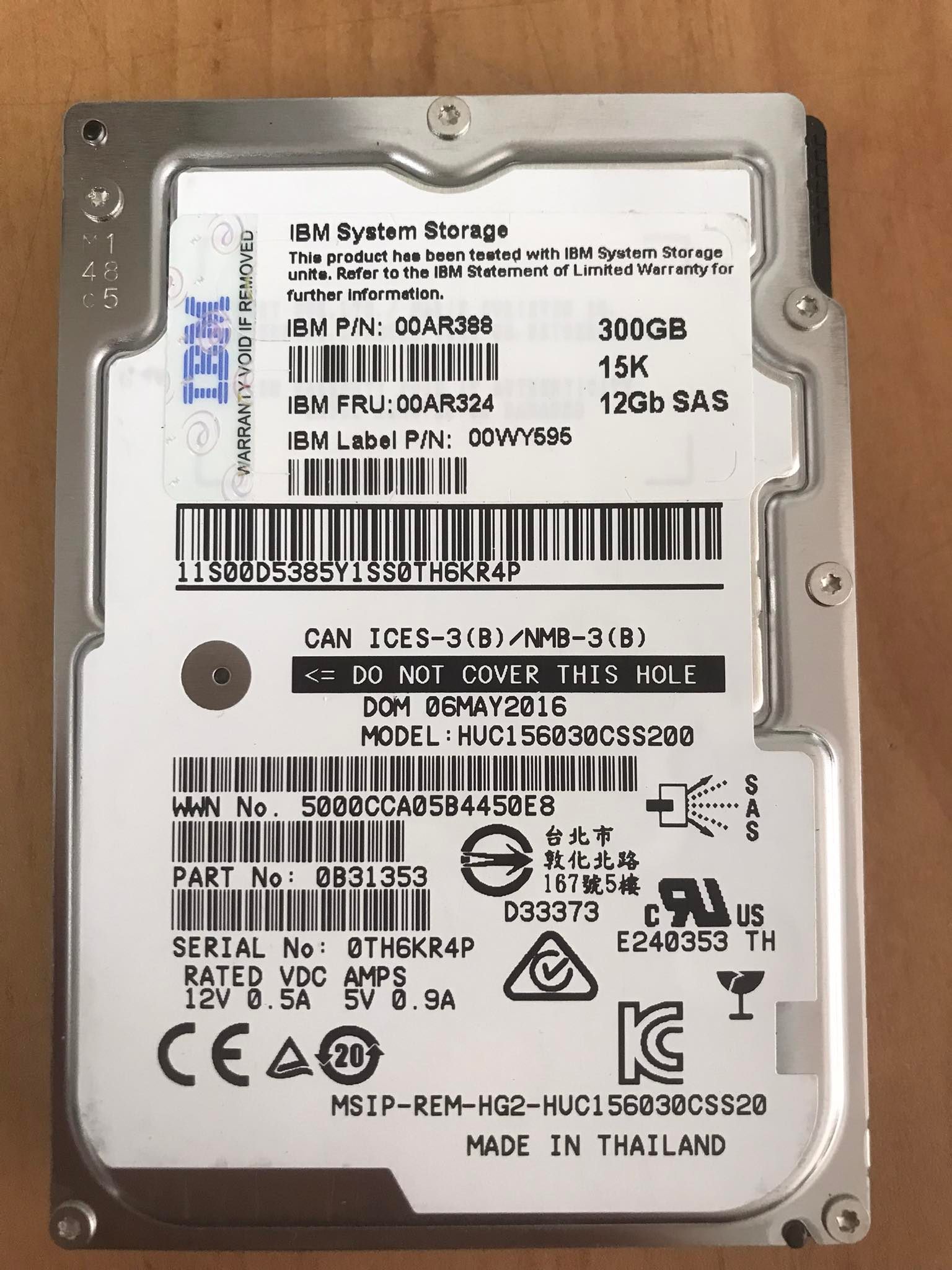 IBM 300GB 15K 12G SAS 2.5'' V7000 G2 HDD No Tray // 00AR324 / 00AR388 / 00WY595 / 0B31353 / HUC156030CSS200 (Used) // สินค้ารับประกัน โดย บริษัท อะไหล่เซิร์ฟเวอร์ จำกัด