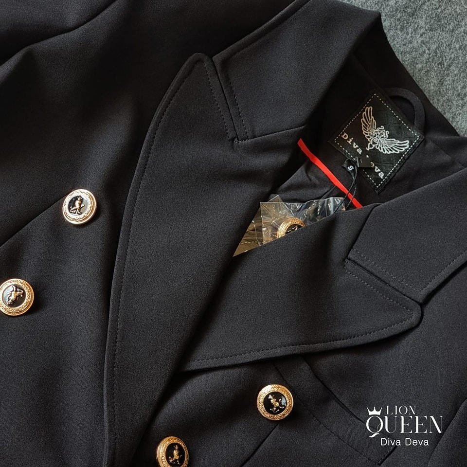 NO.2322 Lion Queen เสื้อสูททำงานผู้หญิงแฟชั่นแต่งกระดุมแขน (เฉพาะเสื้อ) S-6XL
