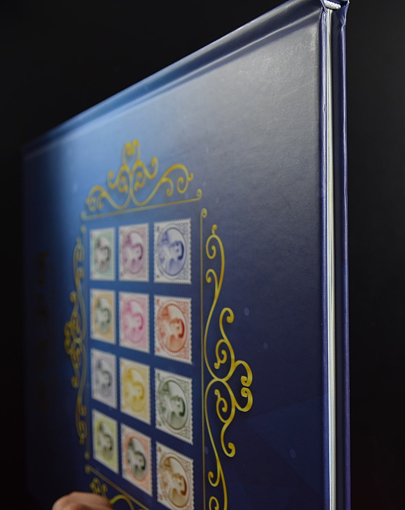 สมุดตราไปรษณียากรประจำปี 2561