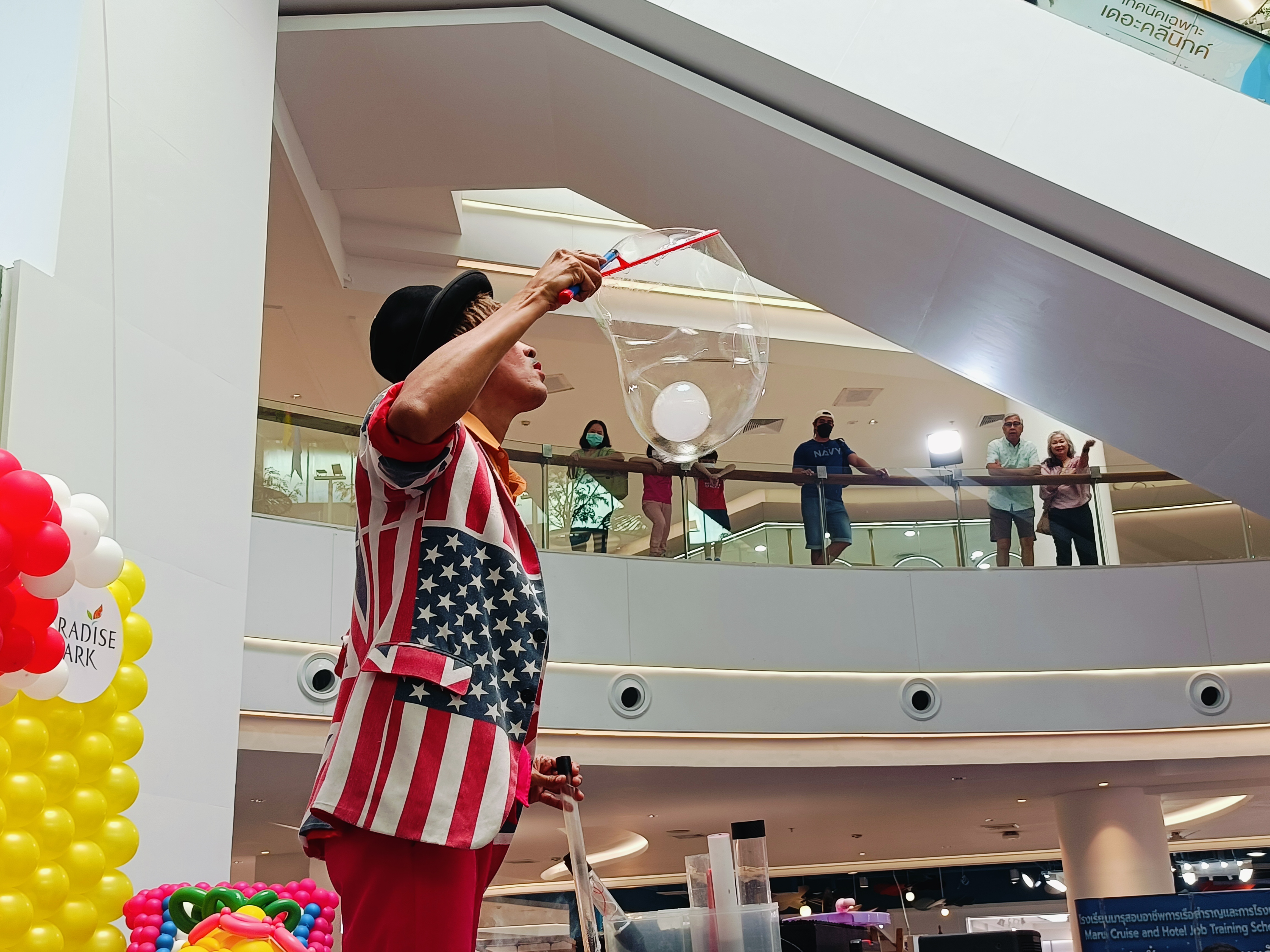 บับเบิลโชว์ Bubbles Show