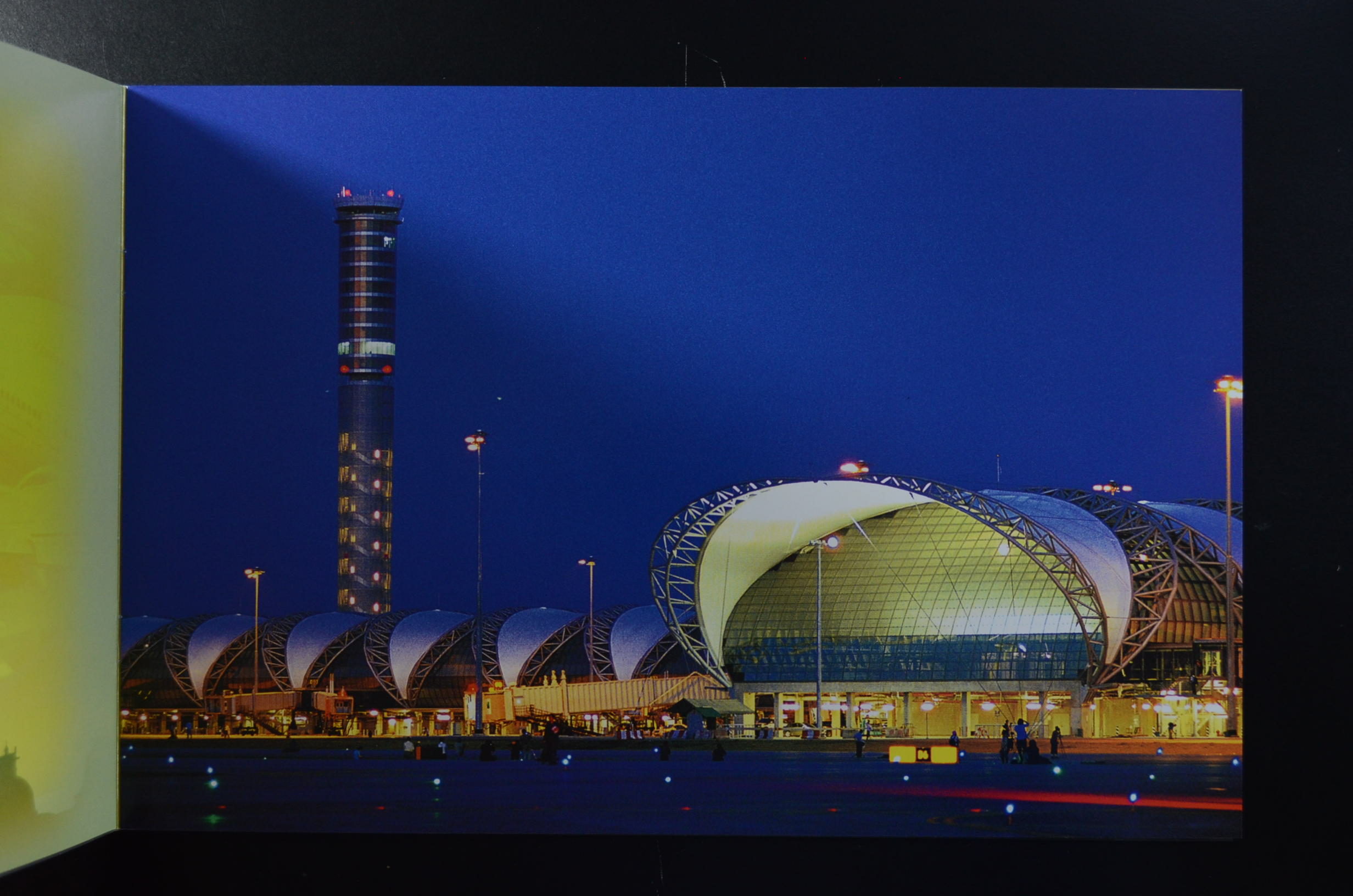 แพ็คพิเศษ...ท่าอากาศยานสุวรรณภูมิ