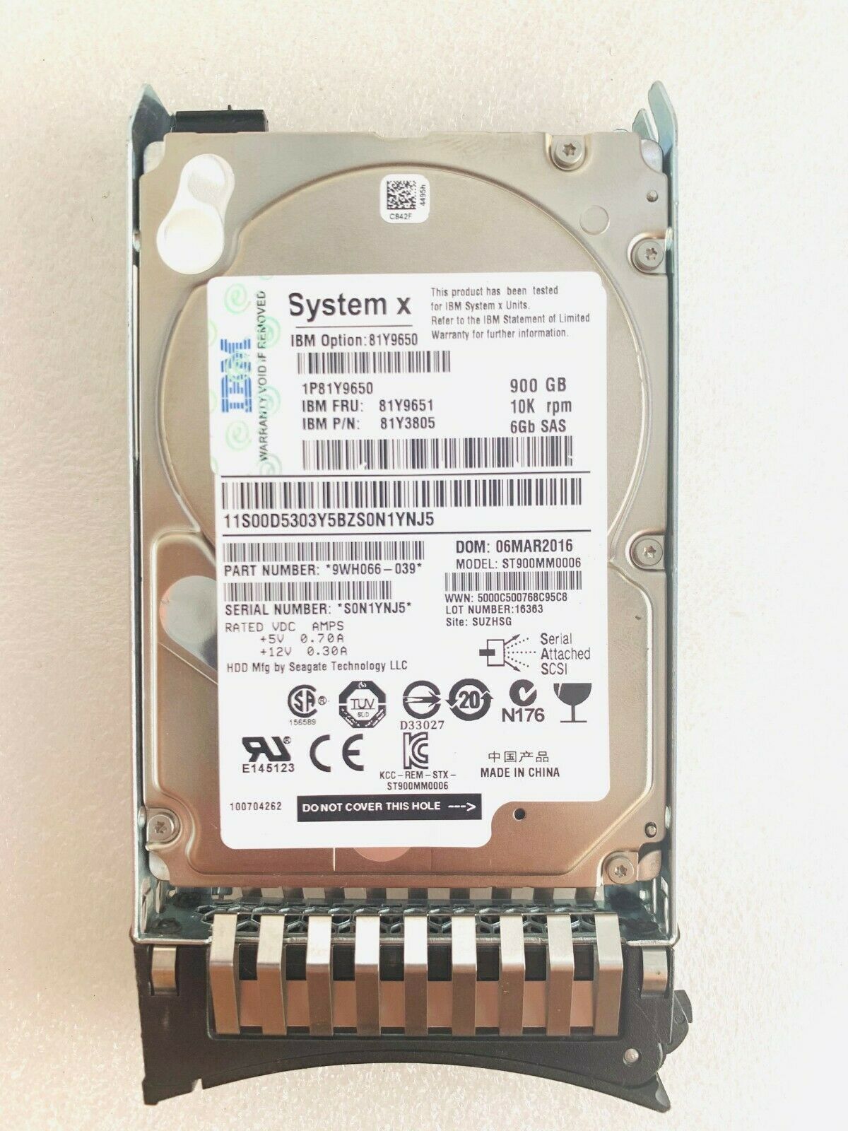 Lenovo 900GB 10K 6G SAS 2.5" Server HDD Hard Drive // 81Y9651 / 81Y3805/ 81Y9650 / HUC101890CSS200 (Used) // สินค้ารับประกัน โดย บริษัท อะไหล่เซิร์ฟเวอร์ จำกัด