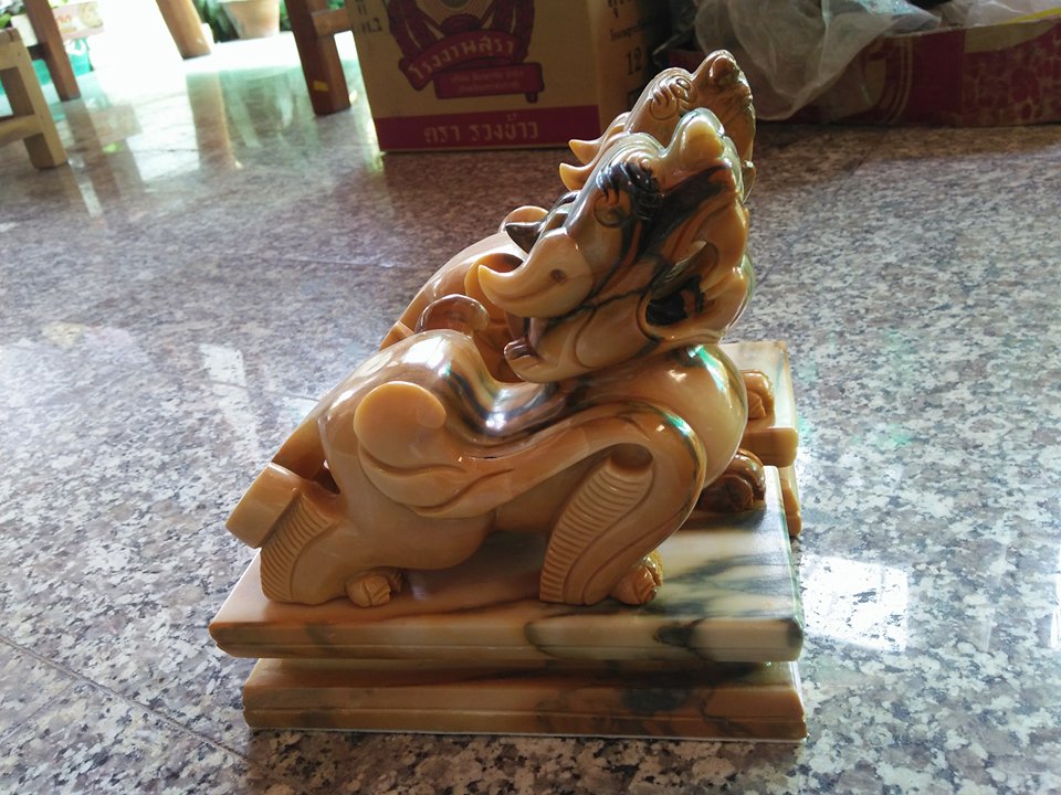 ปี่เซียะหินอ่อนสีน้ำตาล 5 นิ้ว