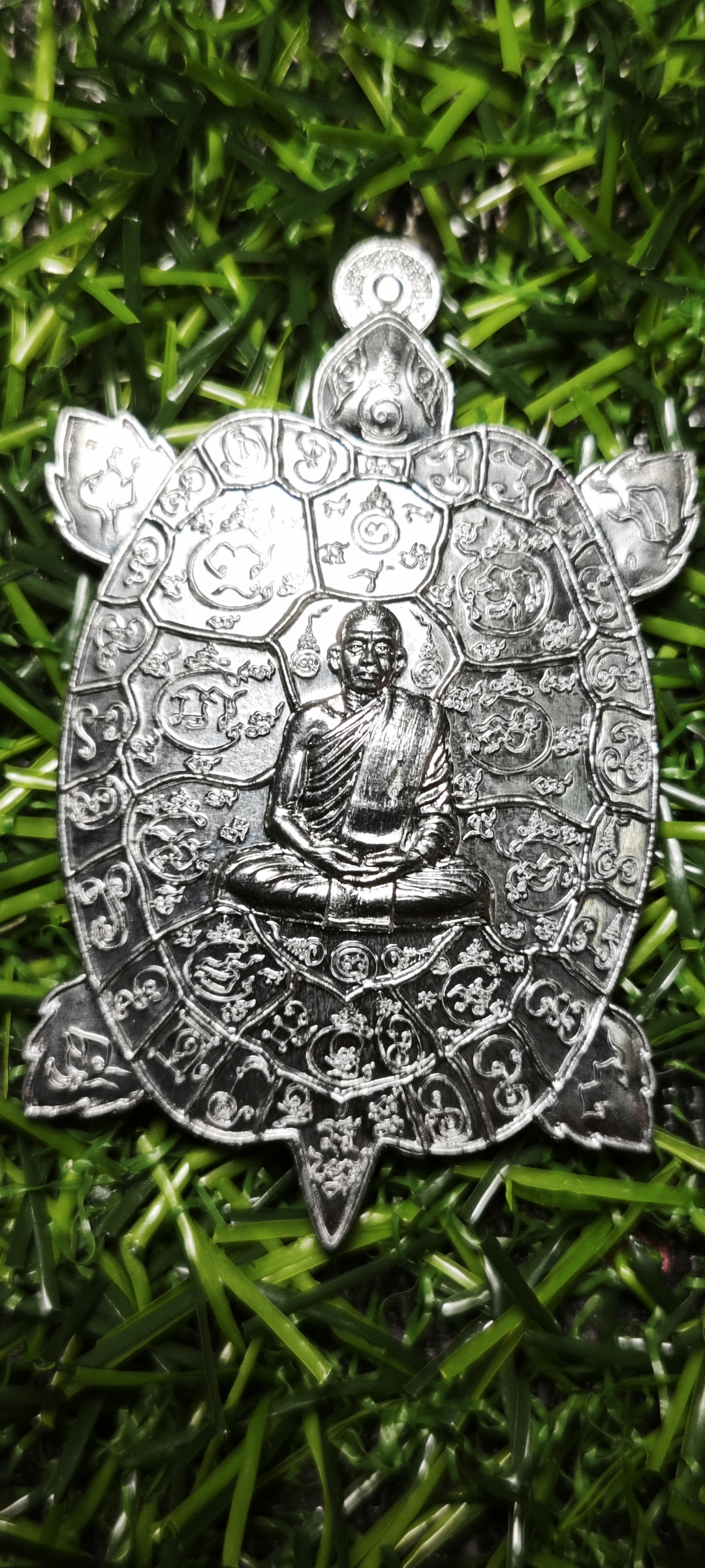 เหรียญพญาเต่าเรือน หลวงพ่อสนั่น วัดกลางราชครู อ่างทอง ชุดกรรมการเล็ก เนื้อตะกั่ว หลังเรียบจารมือ ฝังตะกรุดทองคำ สร้าง 2,999 ชุด