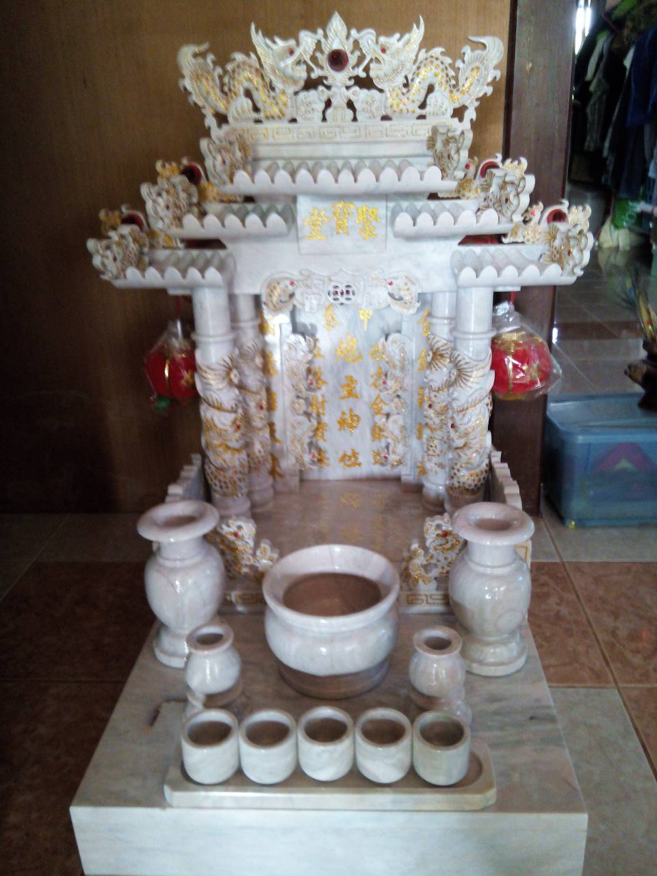 ศาลเจ้าหินอ่อน 16 นิ้ว เเต้มเกล็ด