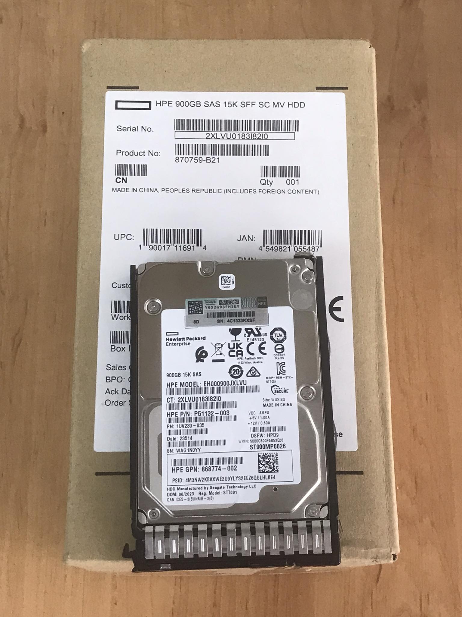 HP 900GB 15K SAS 12G 2.5" SFF SC DS HDD Hard Drive // HDD P51132-003 / 870759-B21 / GPN 868774-002 / Tray 870795 / EH000900JXLVU / ST900MP0026 ( New In Box) // สินค้ารับประกัน โดย บริษัท อะไหล่เซิร์ฟเวอร์ จำกัด