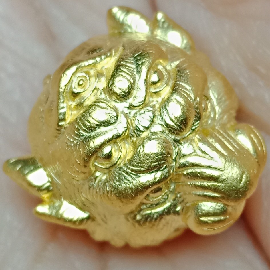 ลูกอมสี่หูห้าตา อาจารย์สุบิน นะหน้าทอง 2559 เนื้อสัมฤทธิ์ชุบทอง