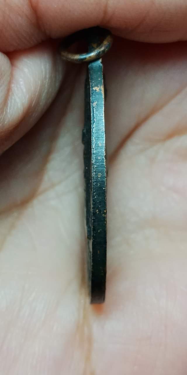 เหรียญรูปไข่ หนึ่งในสยาม สมเด็จพระนเรศวร จ.พิษณุโลก หลังพระไพรีพินาศ วัดบวรนิเวศฯ 2519 บล็อก ป.แตก ท.แตก