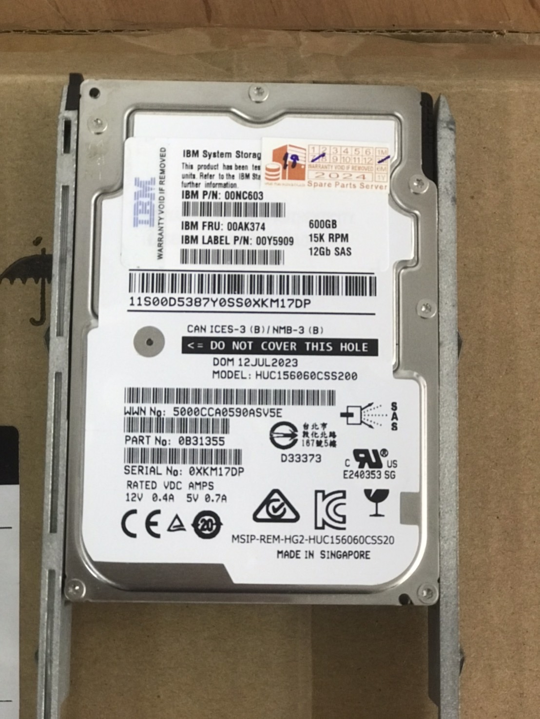 (New) IBM 600GB 15K SAS 12G 2.5'' V3500 V3700 Hard Drive HDD (New in Box) // 00AK374, 00NC603, 00Y5909, 0B31355 // สินค้ารับประกัน โดย บริษัท อะไหล่เซิร์ฟเวอร์ จำกัด