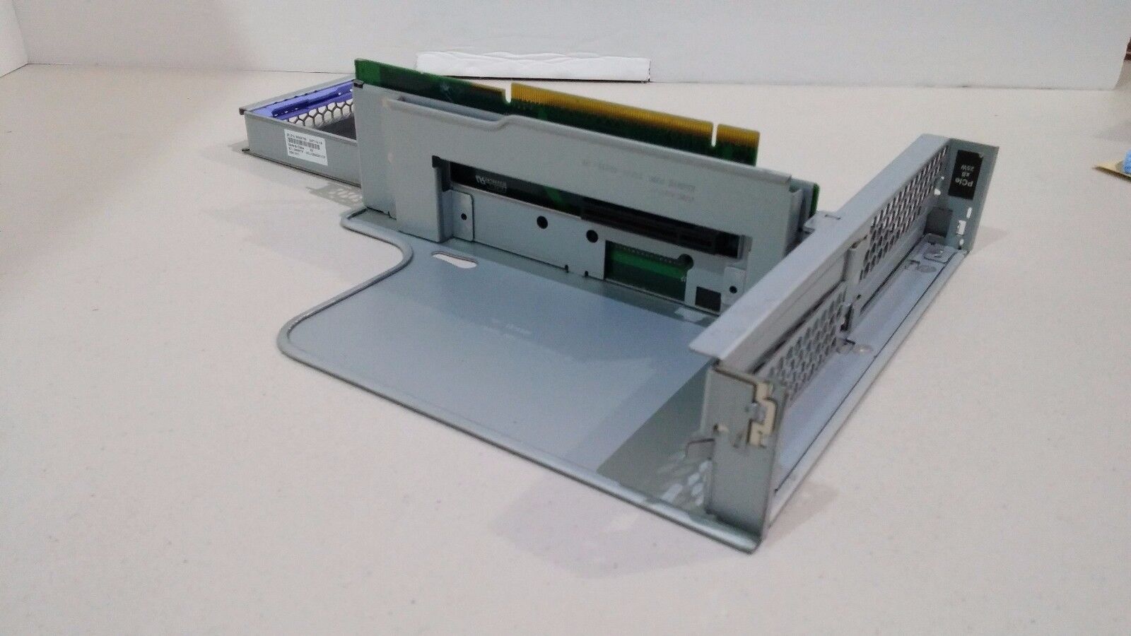 IBM RISER CARD PCI-X FOR X3650 / 43W5861 / 43W5859 / + / TRAY 39M6798 (Used) // สินค้ารับประกัน โดย บริษัท อะไหล่เซิร์ฟเวอร์ จำกัด