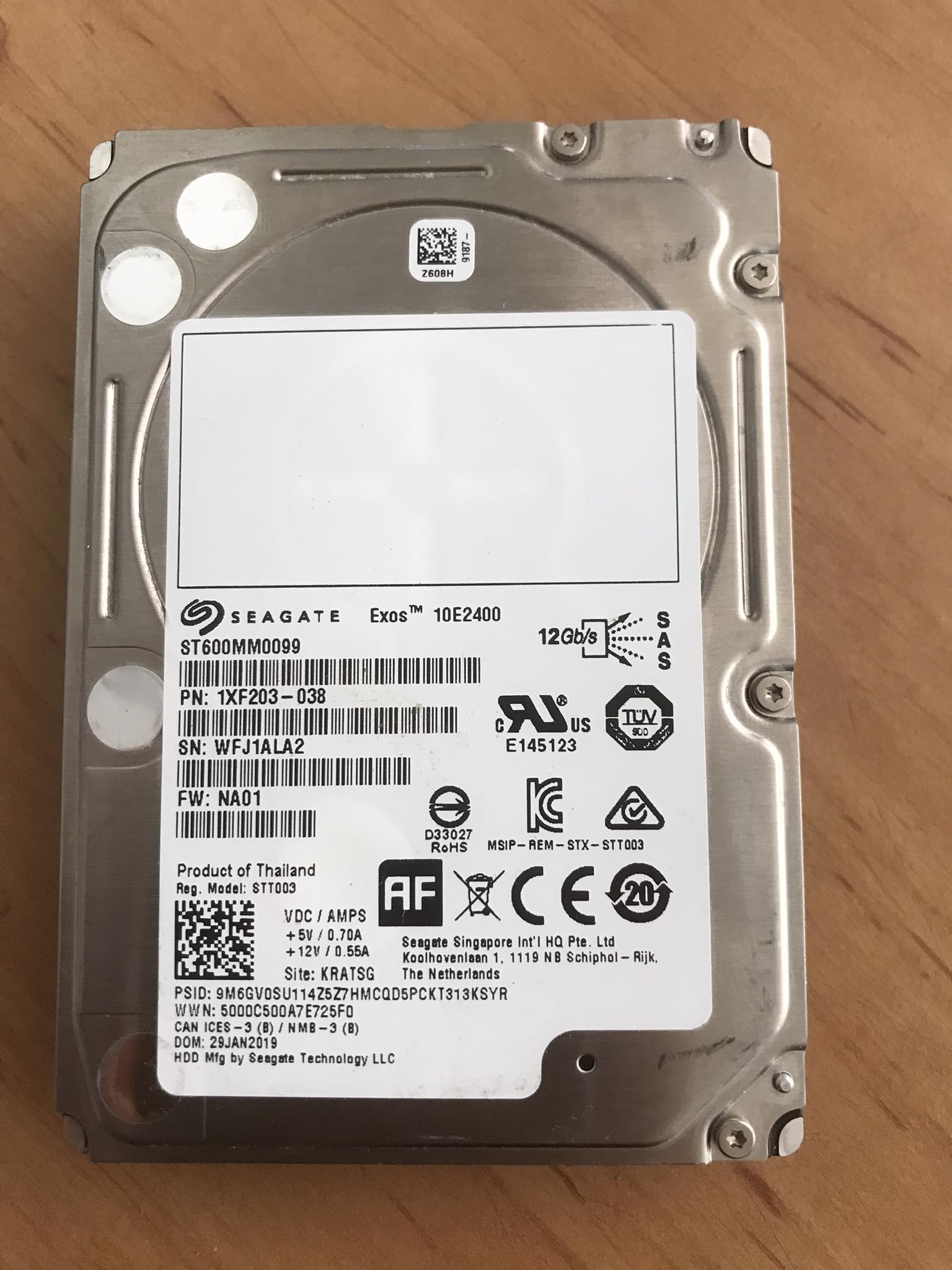 Seagate Enterprise Performance 600GB 10K 12G SAS 256MB HDD // ST600MM0099 / 1XF203-038 (Used) // สินค้ารับประกัน โดย บริษัท อะไหล่เซิร์ฟเวอร์ จำกัด