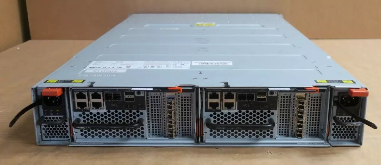 IBM Storwize V7000 G2 (2076-524) / HDD 600GB 15K SAS 12G 2.5''x24 / PowerSupply 1200Watt x2 / Node Canister Controller x 2 (Used) // สินค้ารับประกัน โดย บริษัท อะไหล่เซิร์ฟเวอร์ จำกัด