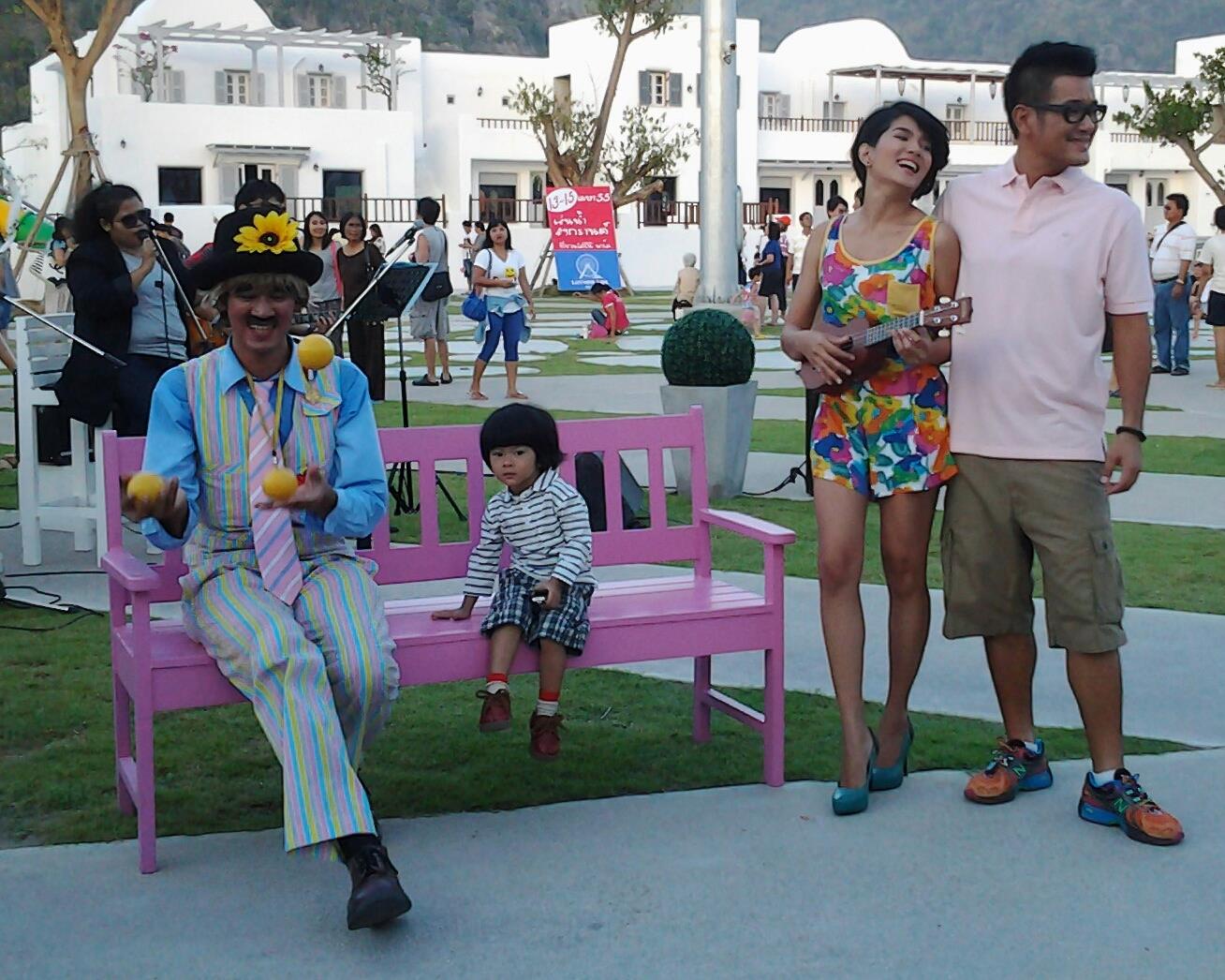 จักกลิ้ง Juggling Show