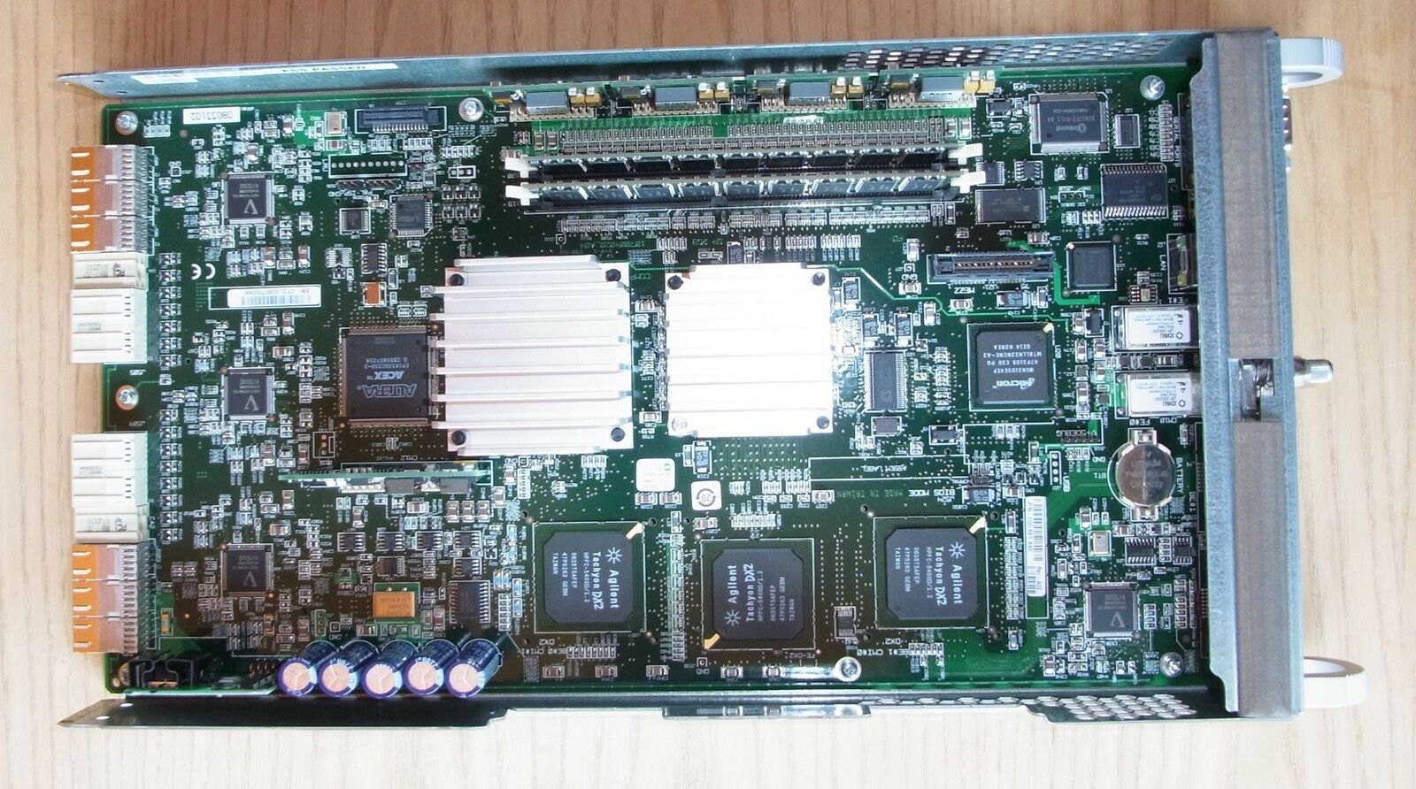 OEM Dell emc Clariion CX300 1GB Storage Processeur Carte PCB UJ465 // 100-561-501 (Used) // สินค้ารับประกัน โดย บริษัท อะไหล่เซิร์ฟเวอร์ จำกัด