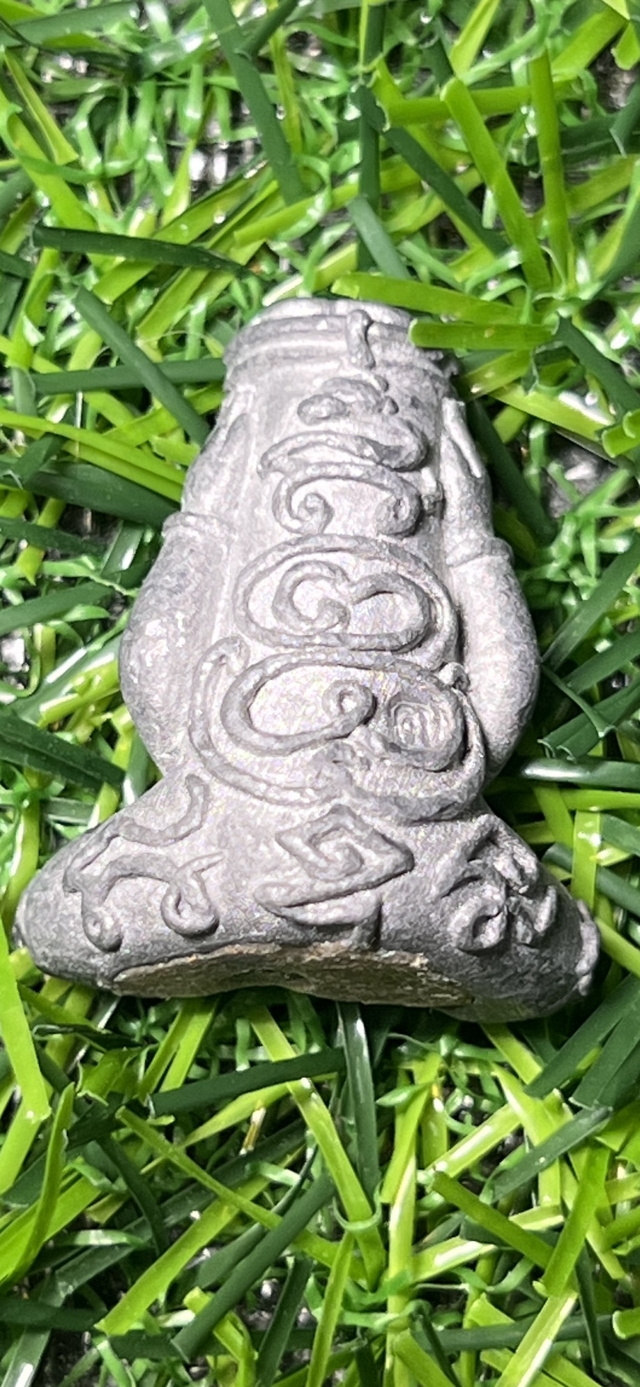 พระปิดตามหาอุด เนื้อโลหะทองผสมชนวนอาถรรพ์ศักดิ์สิทธิ์ ตอกโค๊ต "ต" ใต้ฐานอุดผงอาถรรพ์ฝังพลอยโลหิต พระอาจารย์ต้อม วัดท่าสะแบง จังหวัดร้อยเอ็ด ปี ๒๕๕๖