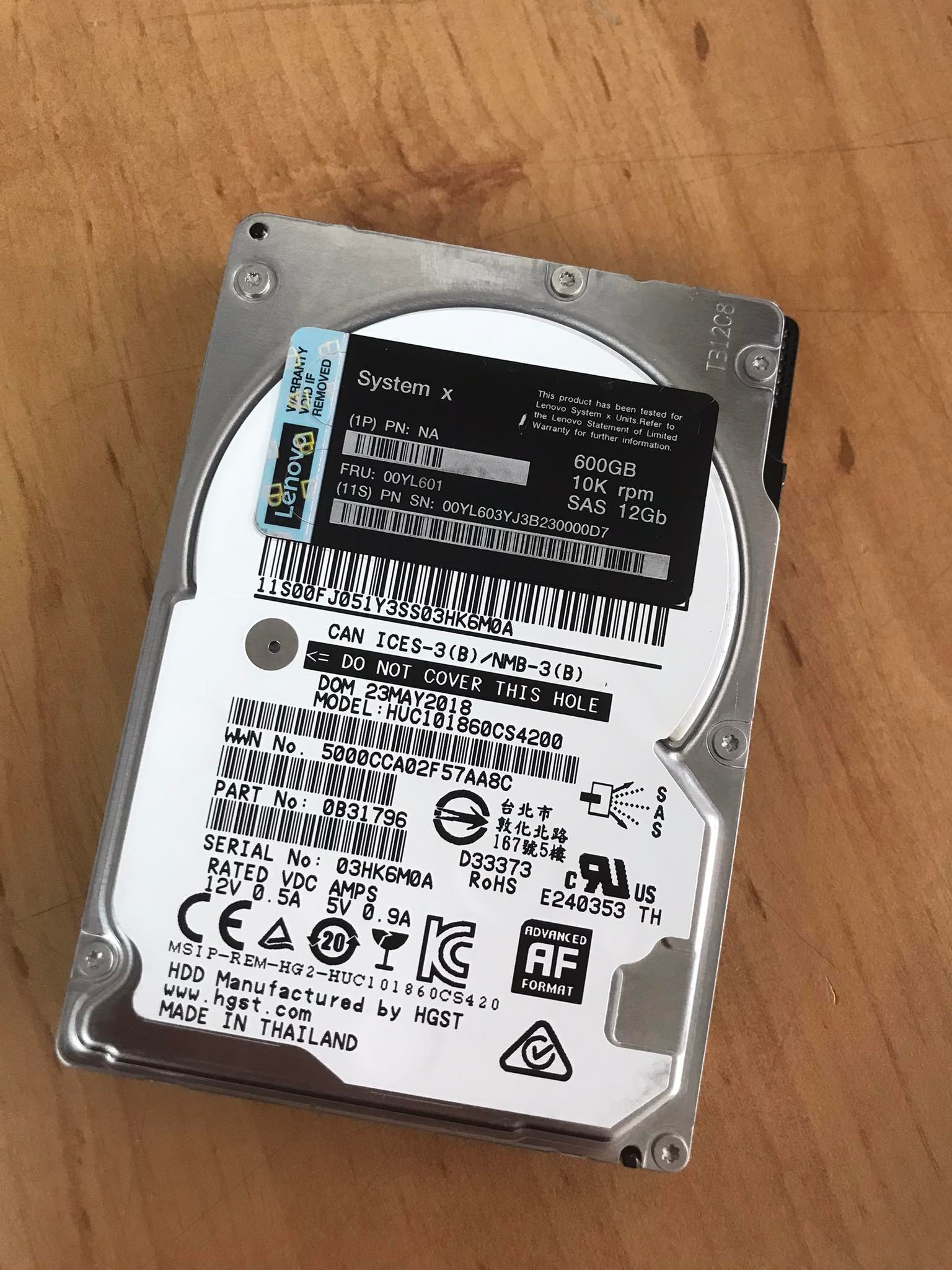 IBM 600GB 10K 12G SAS 2.5" SFF HDD Hade Drive // 00YL601 / 00YL603 / HUC101860CS4200 / 0B31796 (Used) // สินค้ารับประกัน โดย บริษัท อะไหล่เซิร์ฟเวอร์ จำกัด