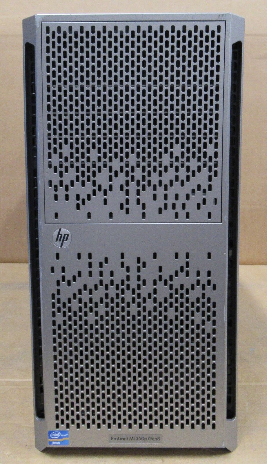 HP ProLiant ML350p Gen8 CPU E5-2658 2.10GHZ x2 / RAM 32GB PC3L-10600R / HDD 300GB 10K 3G SAS 2.5" / POWER 460W x2 / CARD Smart Array P420i/512MB