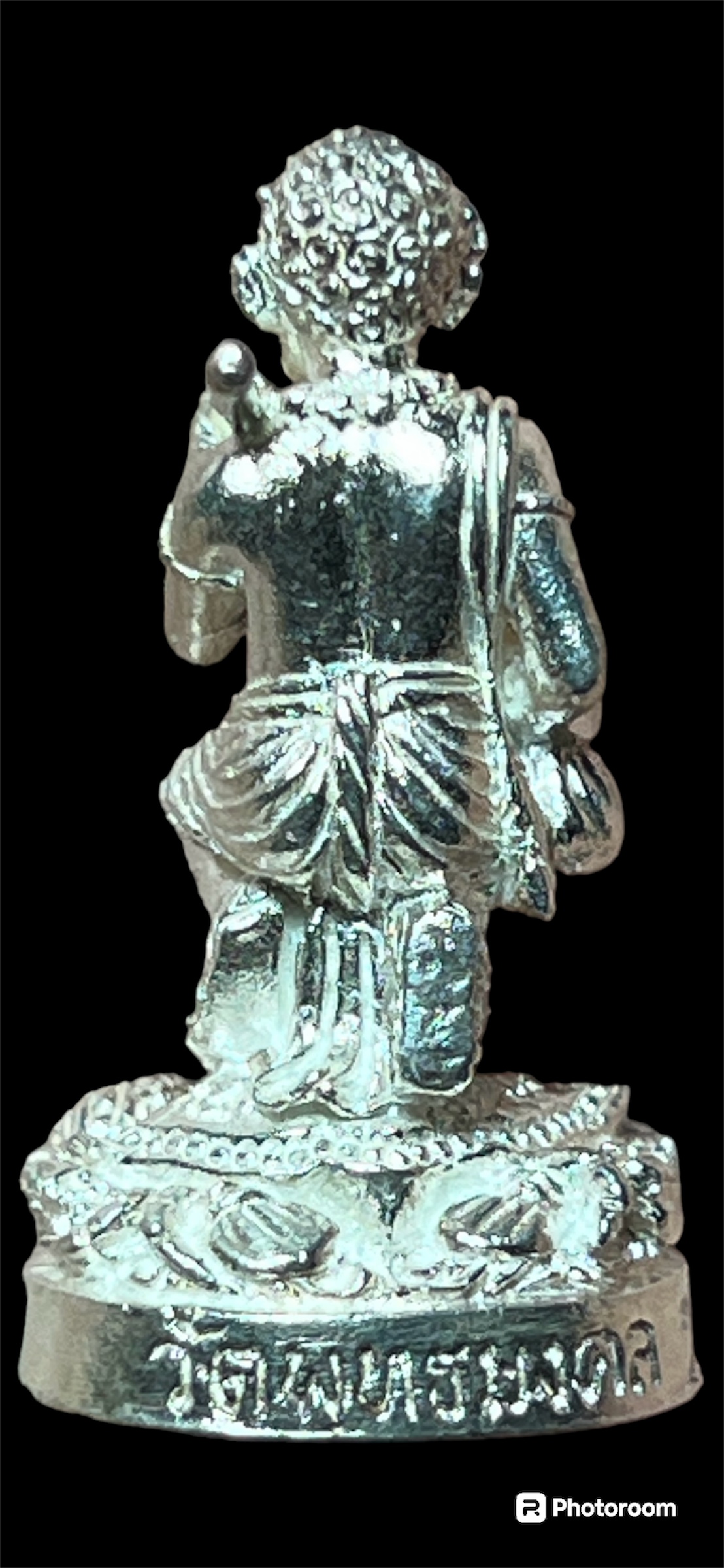 พ่อเงาะ มหาเสน่ห์ เนื้อเงิน สร้าง 42 องค์ หลวงปู่นิ่ม วัดพุทธมงคล จังหวัดสุพรรณบุรี หมายเลข ๓๙