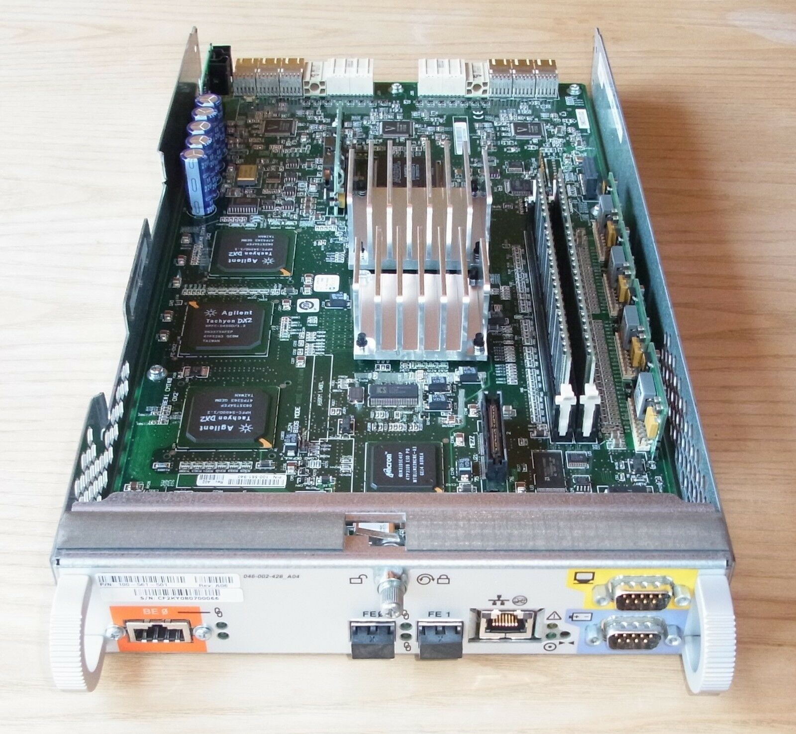 OEM Dell emc Clariion CX300 1GB Storage Processeur Carte PCB UJ465 // 100-561-501 (Used) // สินค้ารับประกัน โดย บริษัท อะไหล่เซิร์ฟเวอร์ จำกัด