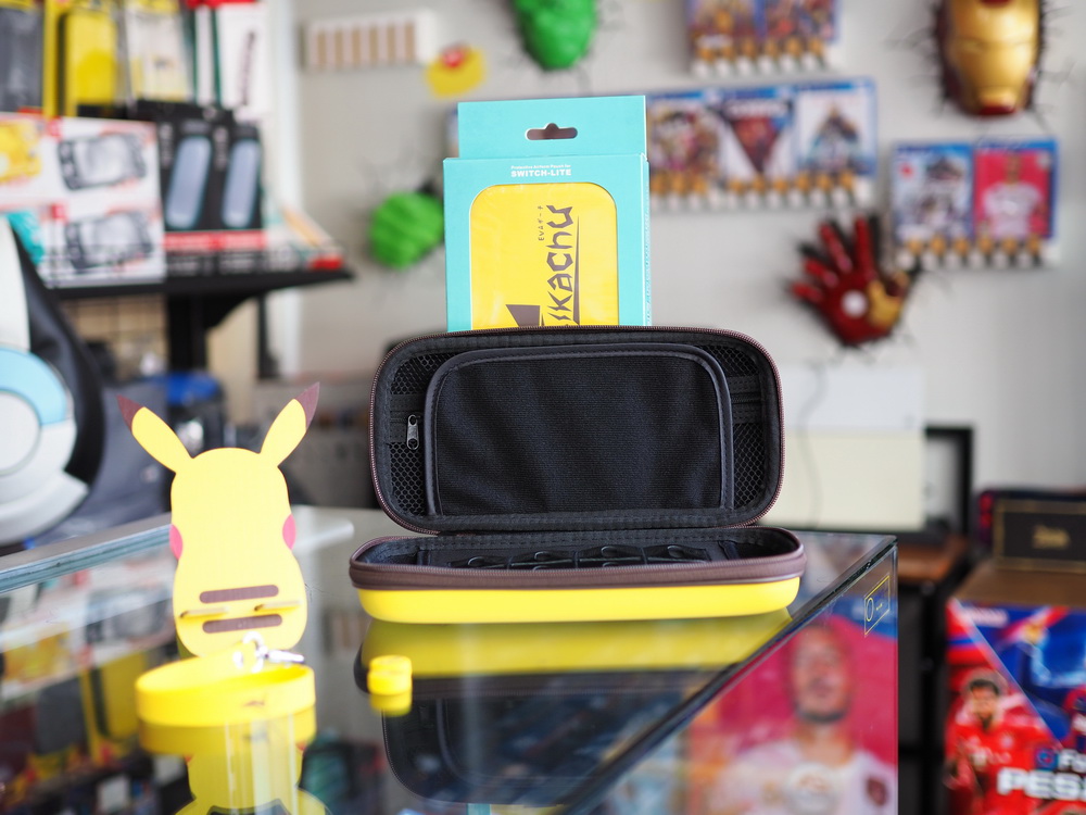 Nintendo Switch Lite Case Hard Pouch Pikachu + ขาตั้ง