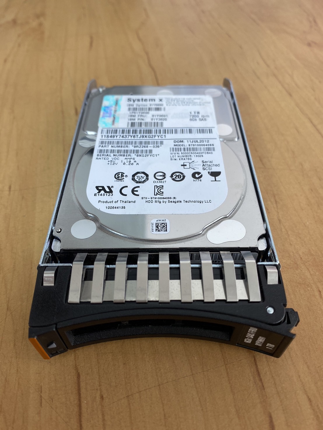 IBM 1TB 7.2K 6G SAS 2.5IN SFF NL Hard Drive // 81Y9691, 81Y9690, 81Y3820, ST91000640SS, 9RZ268-039 (Used) // สินค้ารับประกัน โดย บริษัท อะไหล่เซิร์ฟเวอร์ จำกัด