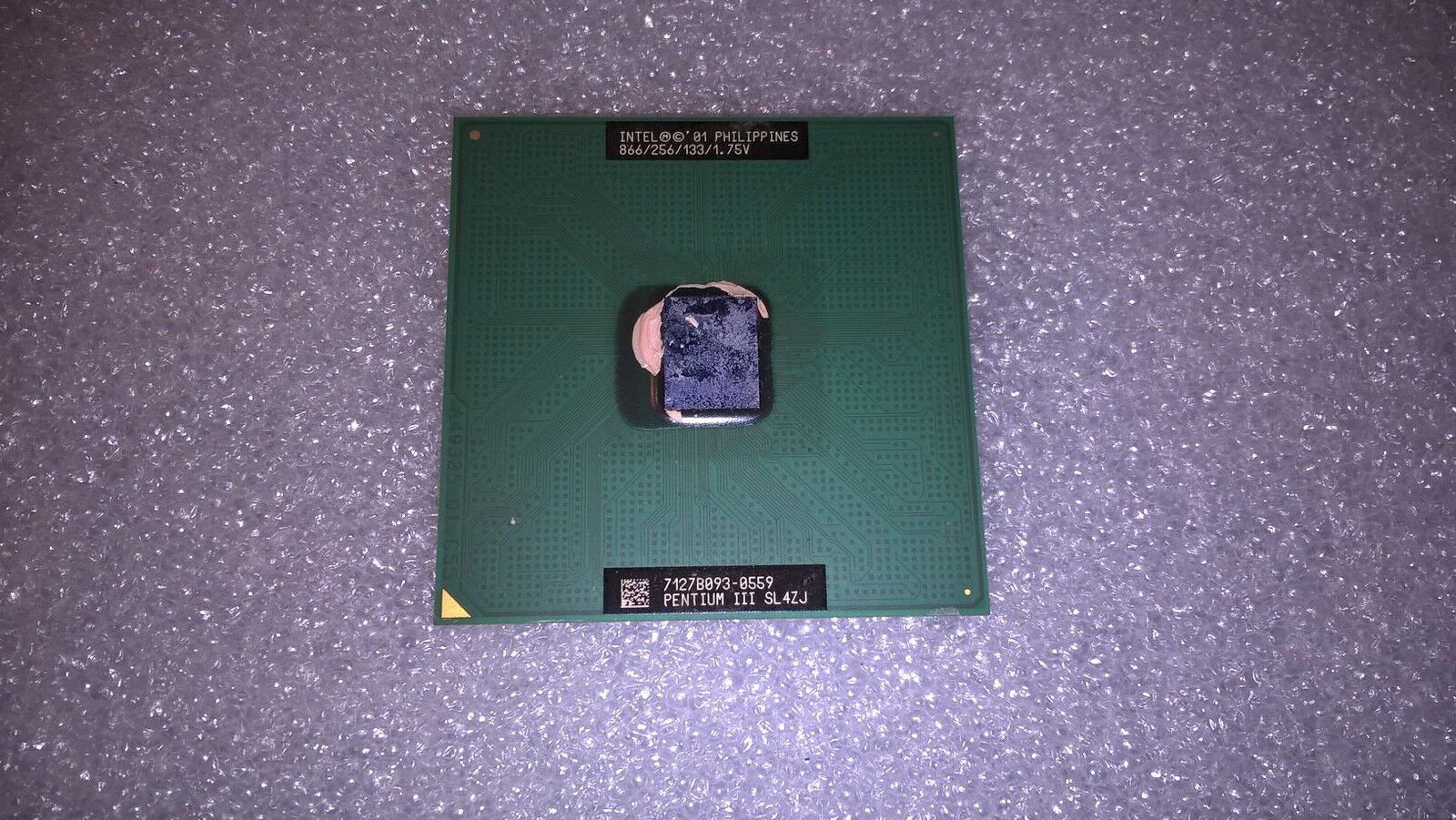 Intel Pentium III SL4ZJ 866MHz 133MHz FSB 256KB Socket Processor PPGA370 สินค้ารับประกัน โดย บริษัท อะไหล่เซิร์ฟเวอร์ จำกัด