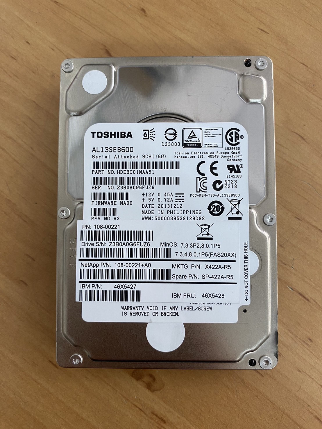 Netapp IBM 600GB 10K 6G SAS 2.5'' HDD Hard Drive Toshiba X422A-R5 // AL3SEB600 / FRU 46X5428 / 46X5427 / 108-00221 (Used) // สินค้ารับประกัน โดย บริษัท อะไหล่เซิร์ฟเวอร์ จำกัด