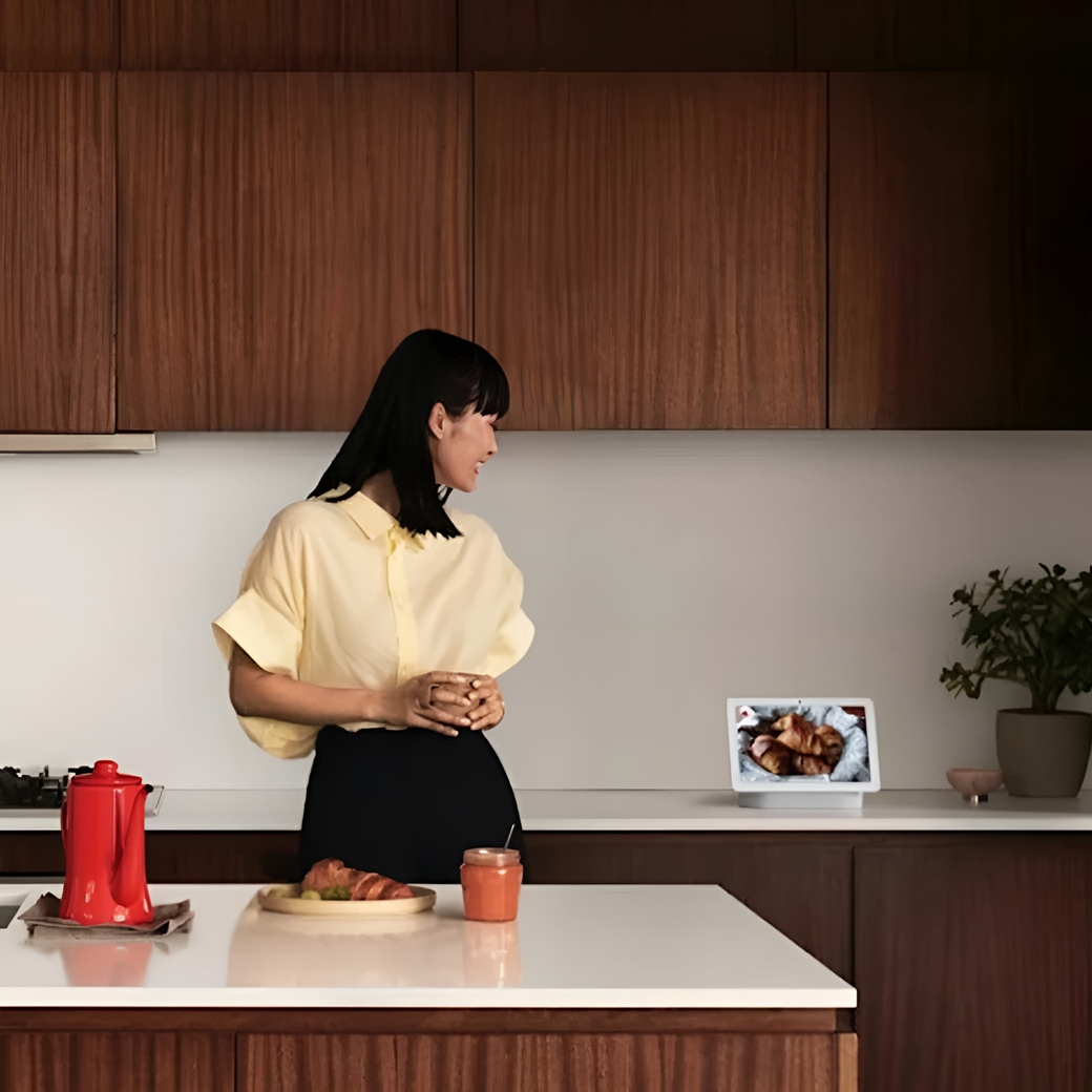 Google Nest Hub Max (White)