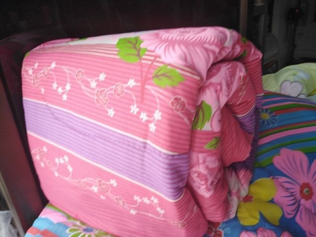 ผ้าห่มนวมใยสังเคราะห์ 5ฟุต ผ้าห่มนวมแม่บ้าน คละลาย นวมหนา