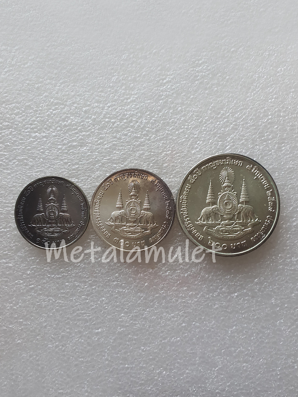 ชุดเหรียญเงินกาญจนาภิเษก