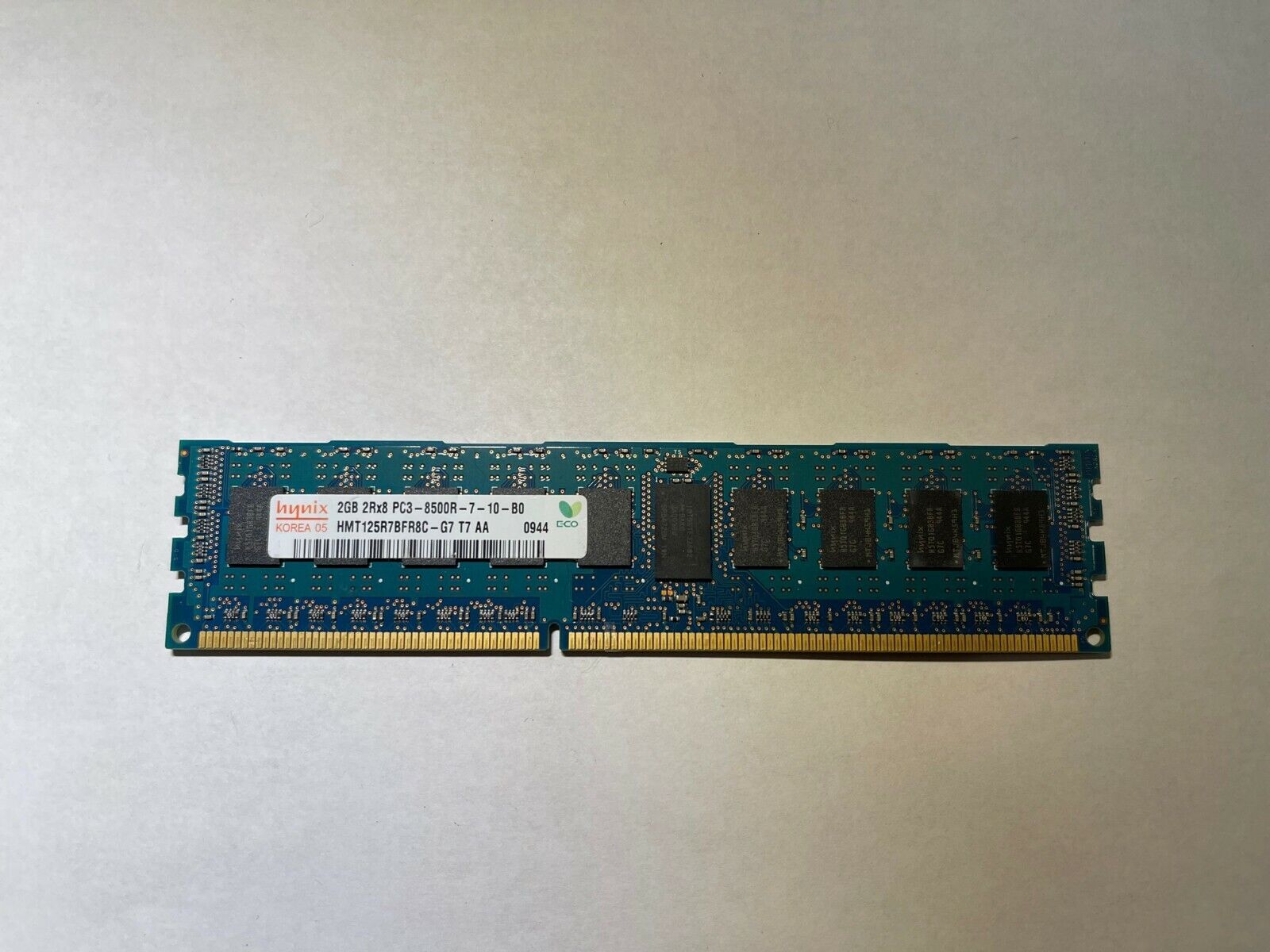 Hynix 2GB 2Rx8 PC3-8500R 1066Mhz DDR3 ECC Server Memory Ram / HMT125R7BFR8C-G7 (Used) // สินค้ารับประกัน โดย บริษัท อะไหล่เซิร์ฟเวอร์ จำกัด
