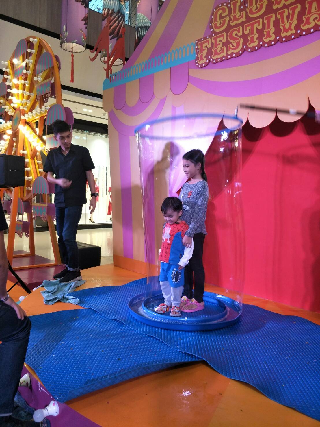 บับเบิลโชว์ Bubbles Show