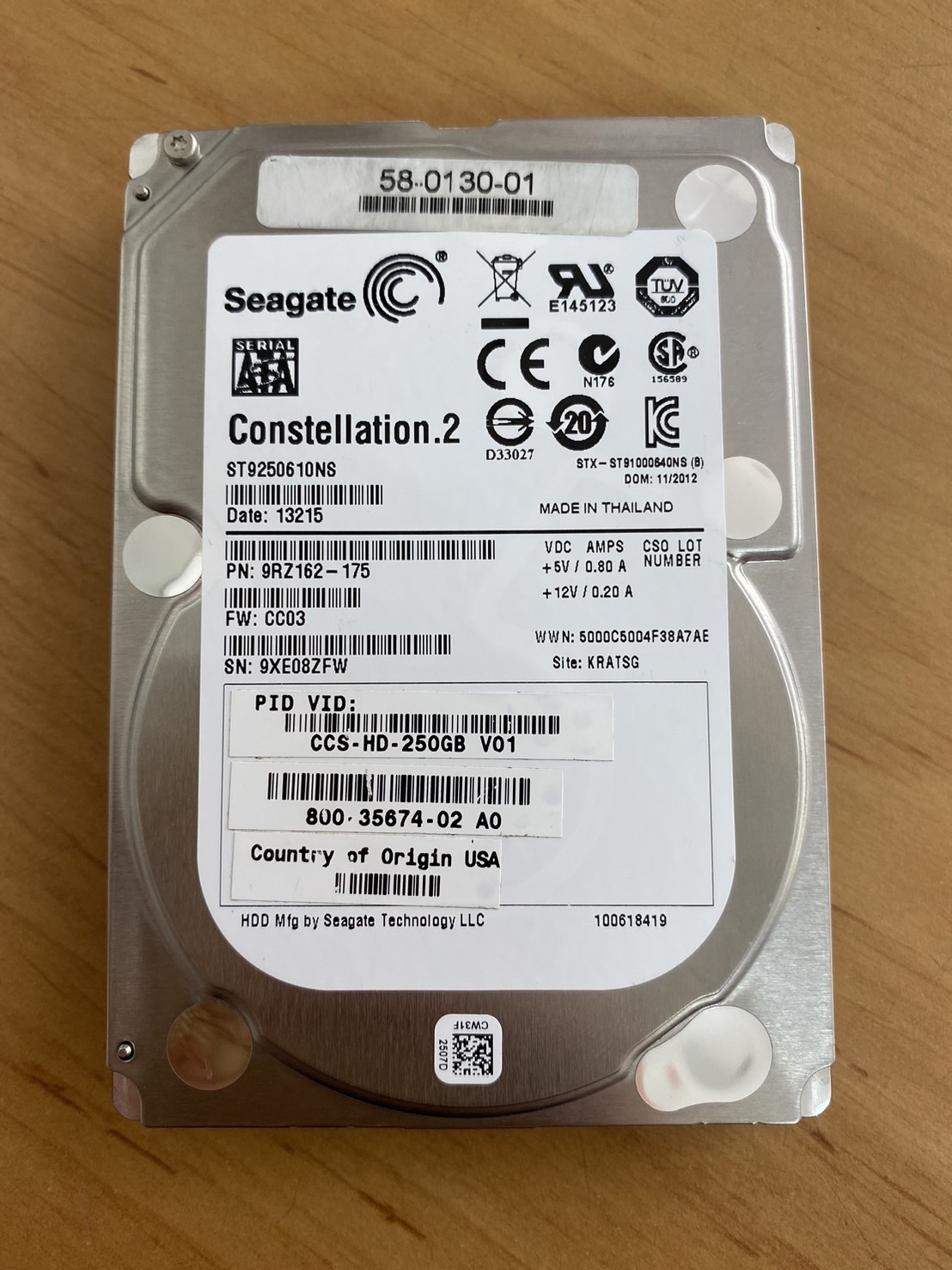 Seagate Constellation 250GB 7.2K 6G SATA 2.5" 64MB III Hard Drive // ST9250610NS / 9RZ162-175 (Used) // สินค้ารับประกัน โดย บริษัท อะไหล่เซิร์ฟเวอร์ จำกัด