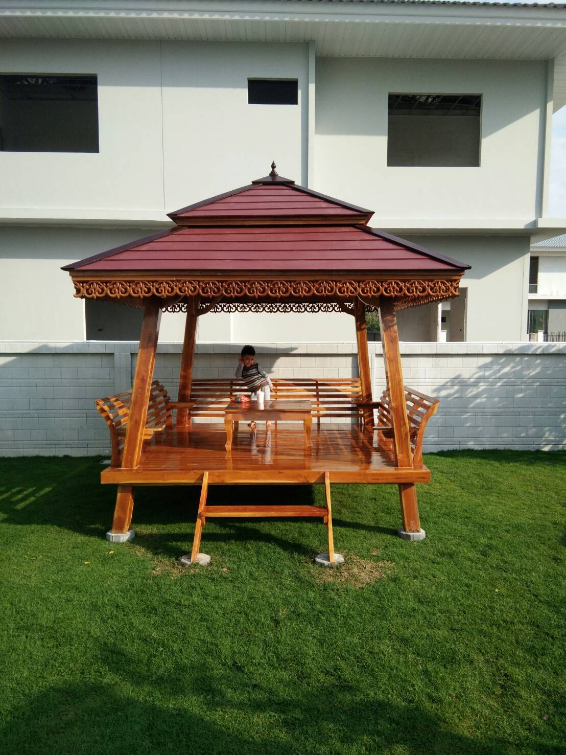 N013 | ศาลาไม้สักทอง ทรงแหย่งเสาเอียง ขนาด ก้วาง*ยาว*สูง 2.00*2.00*3.00