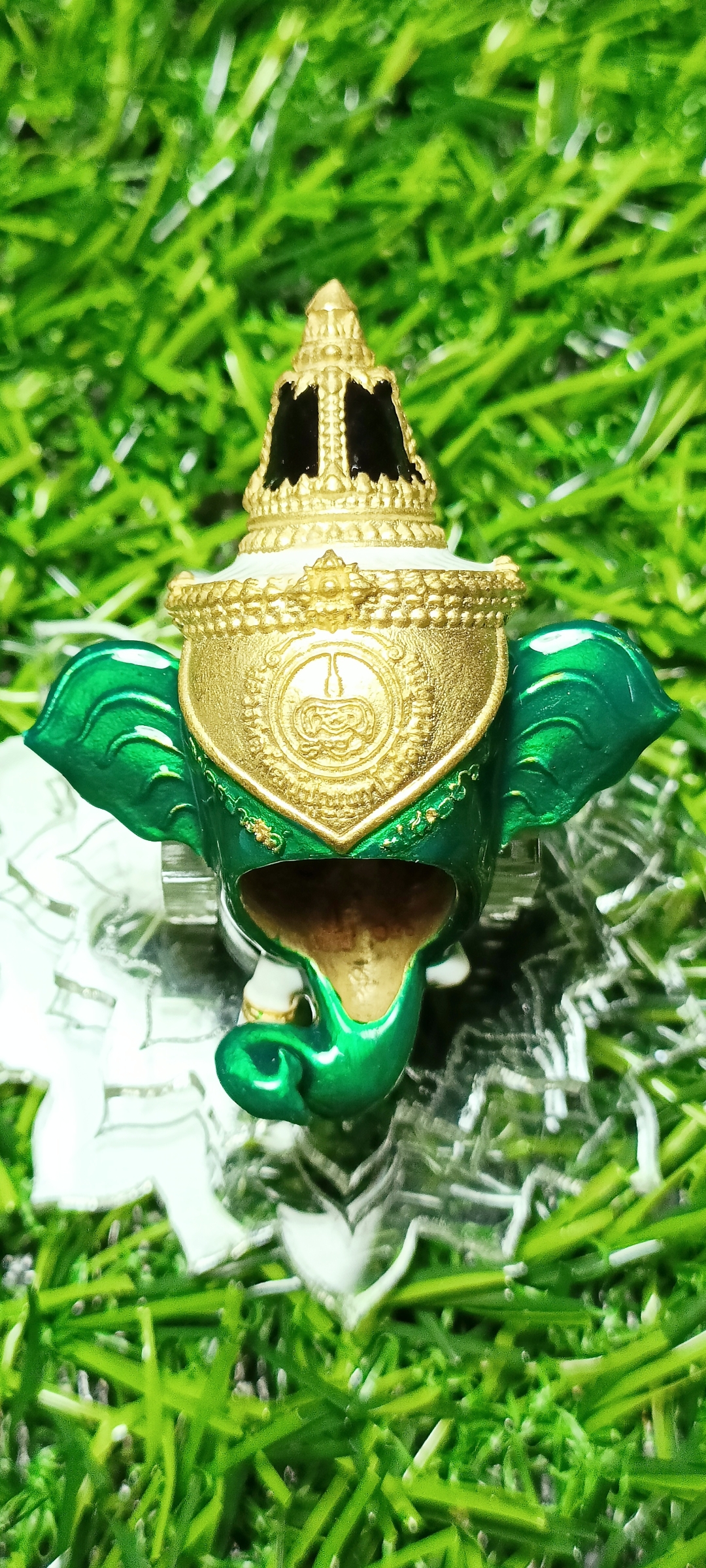 เศียรพระพิฆเณศประทานพร หลวงพ่อพัฒน์ วัดห้วยด้วน ปี 2565 เนื้อกะไหล่ทองลงยาเขียว หมายเลข๑๕๖