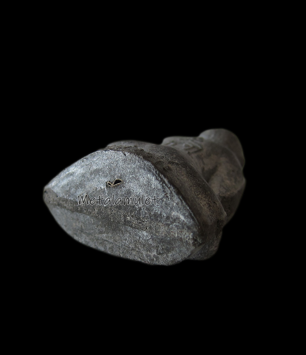 ตุ๊กตาใหญ่ ลป.โต๊ะ