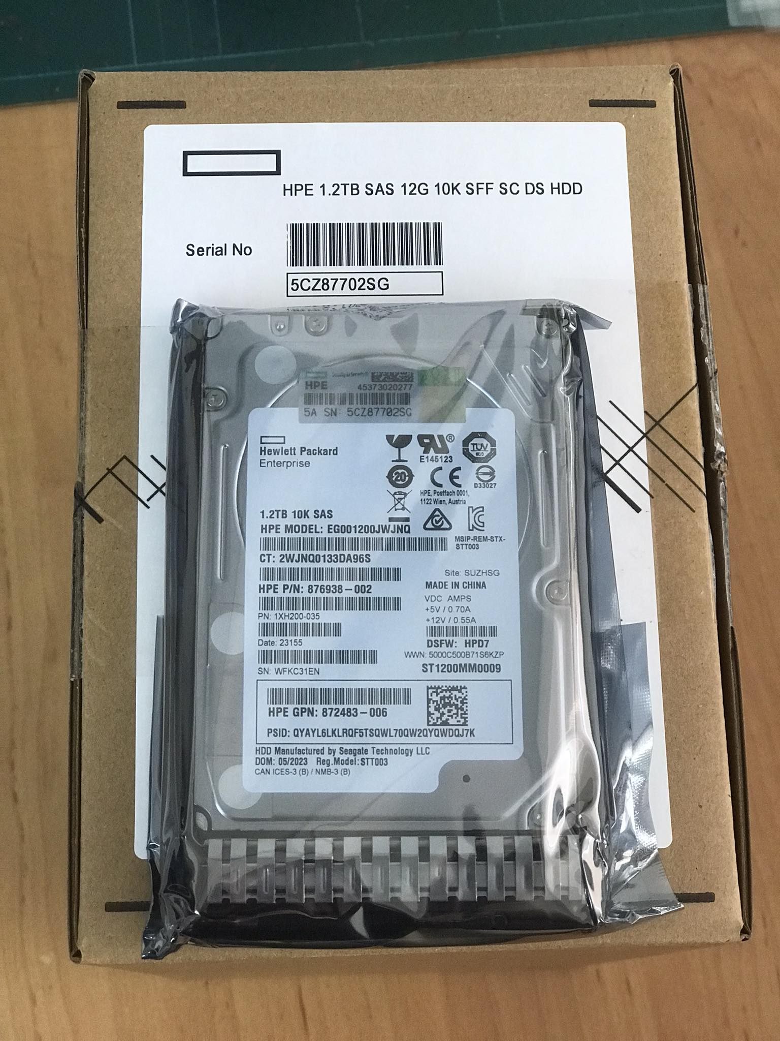 (New) HP 1.2TB 10K SAS 12G 2.5" Hot-Plug Hard Drive (New in Box) // HDD 872479-B21 / Tray 872737-001 / HDD 876938-002 / GPN 872483-006 / ST1200MM0009/ EG001200JWJNQ // สินค้ารับประกัน โดย บริษัท อะไหล่เซิร์ฟเวอร์ จำกัด